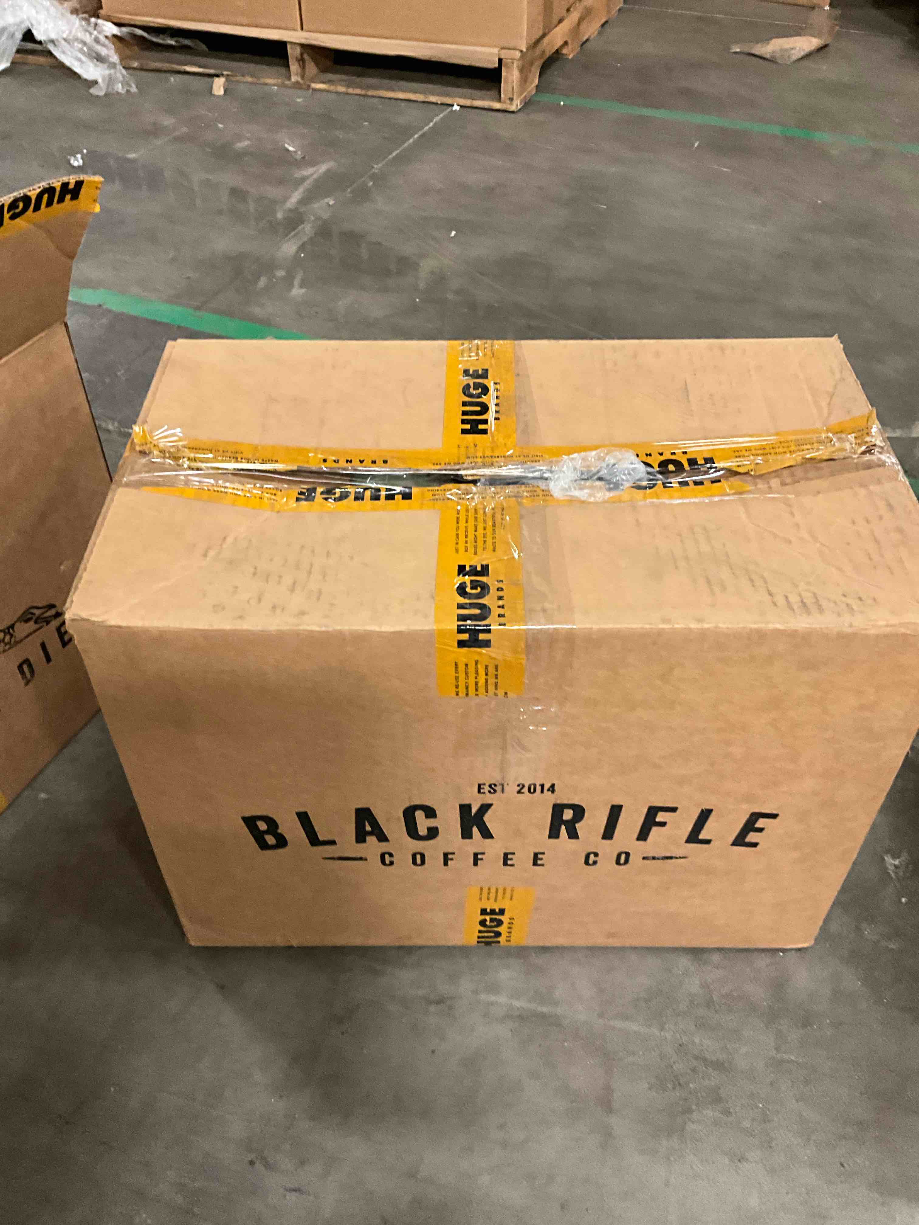 https://s3.amazonaws.com/lotting-images-prod/bidfta/PNK3361131_1755796828312.jpeg