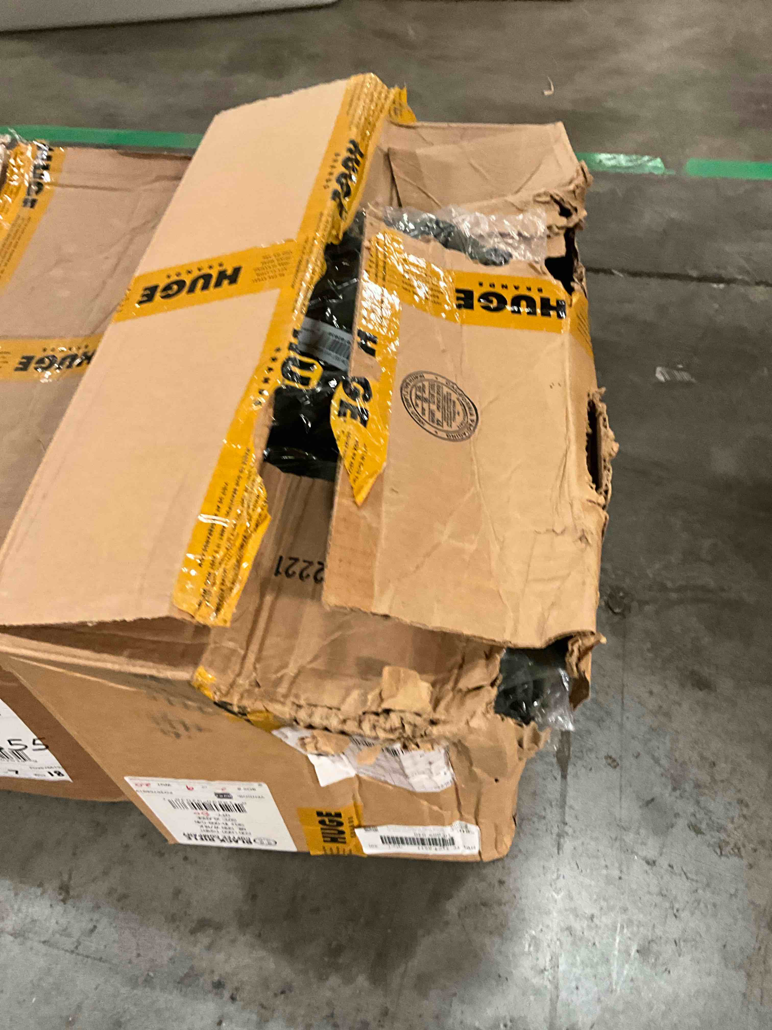 https://s3.amazonaws.com/lotting-images-prod/bidfta/PNK3361143_1755797615071.jpeg