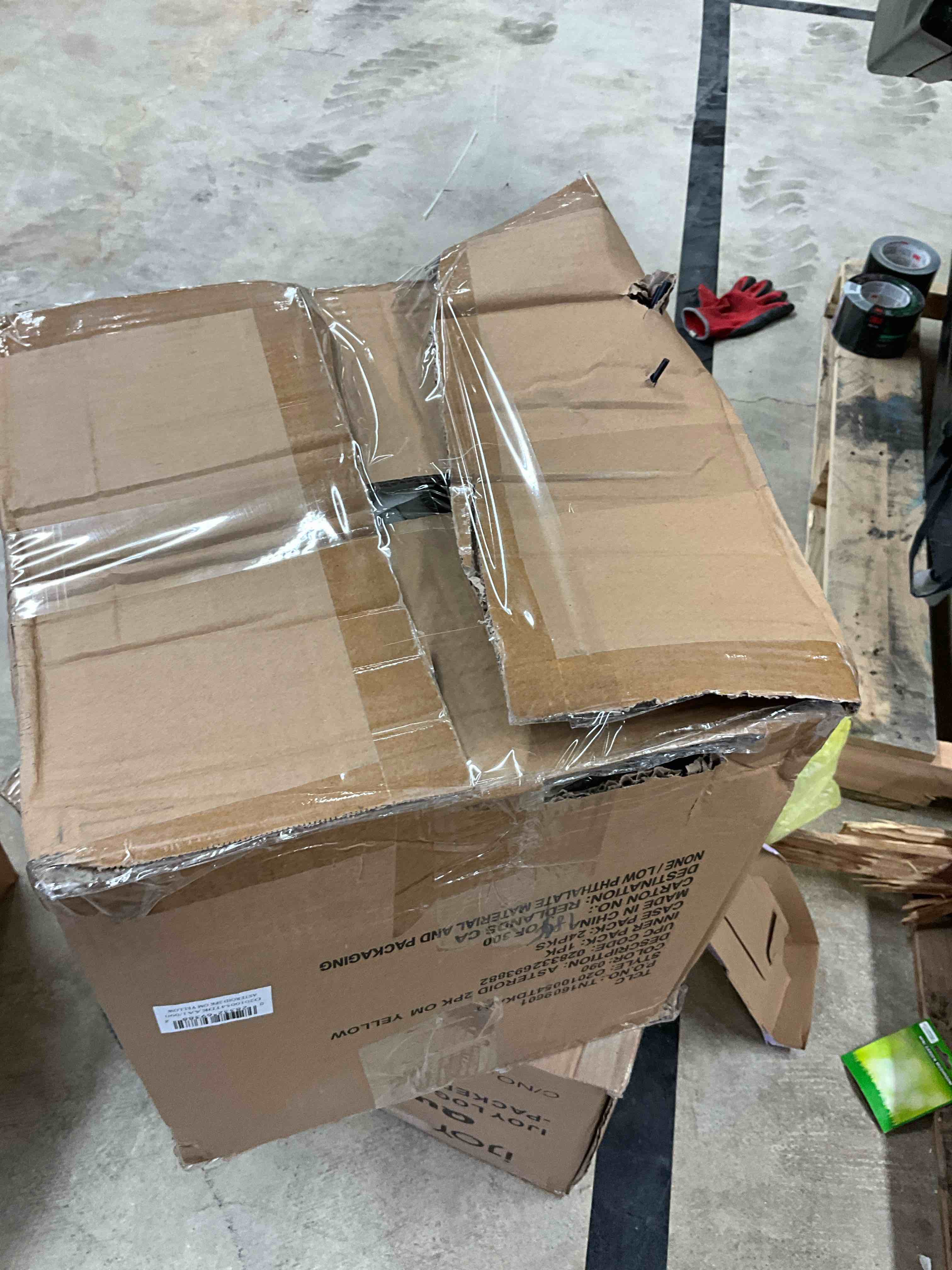 https://s3.amazonaws.com/lotting-images-prod/bidfta/PNK3361365_1756494044142.jpeg