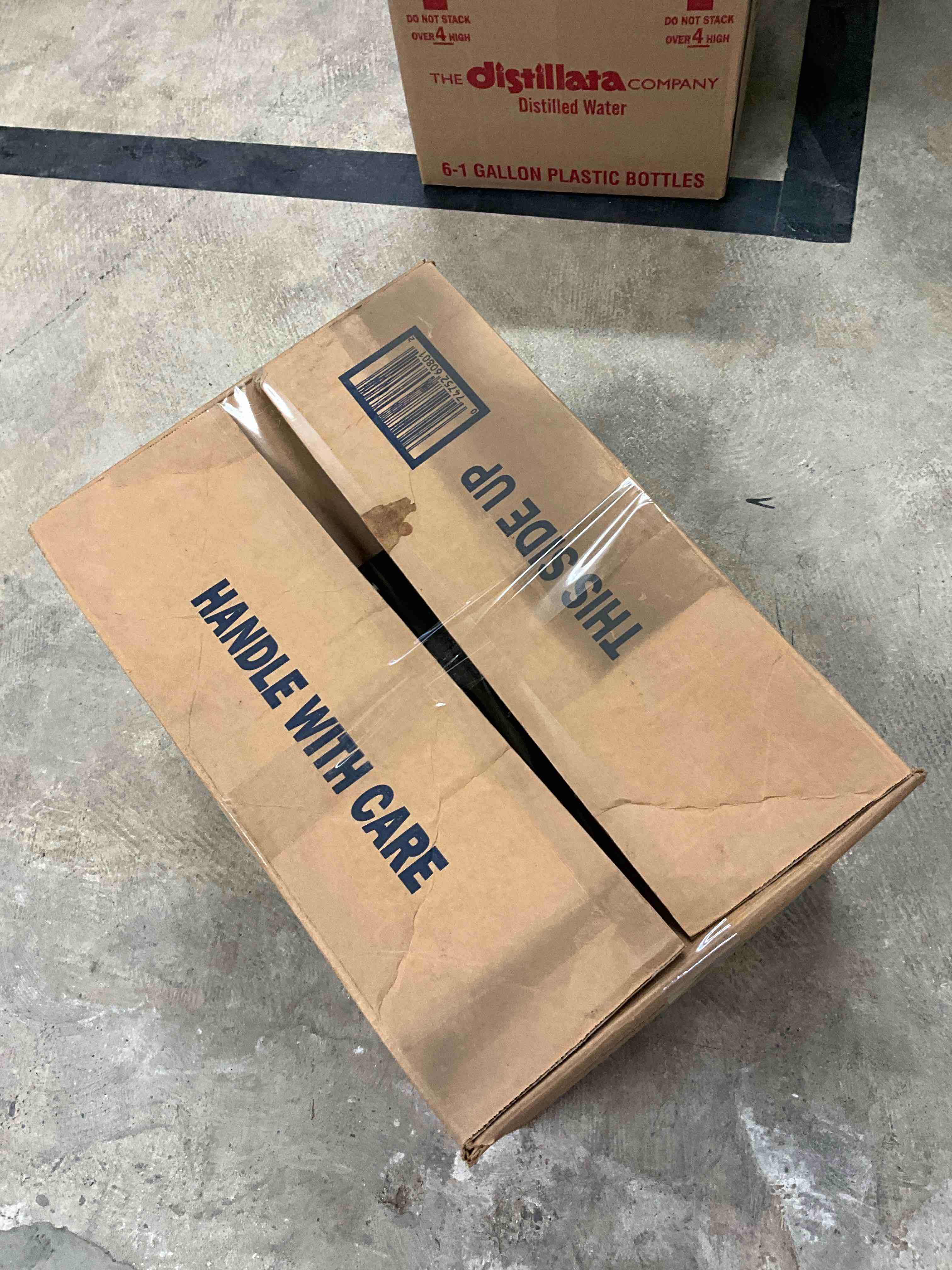 https://s3.amazonaws.com/lotting-images-prod/bidfta/PNK3361585_1756993743970.jpeg