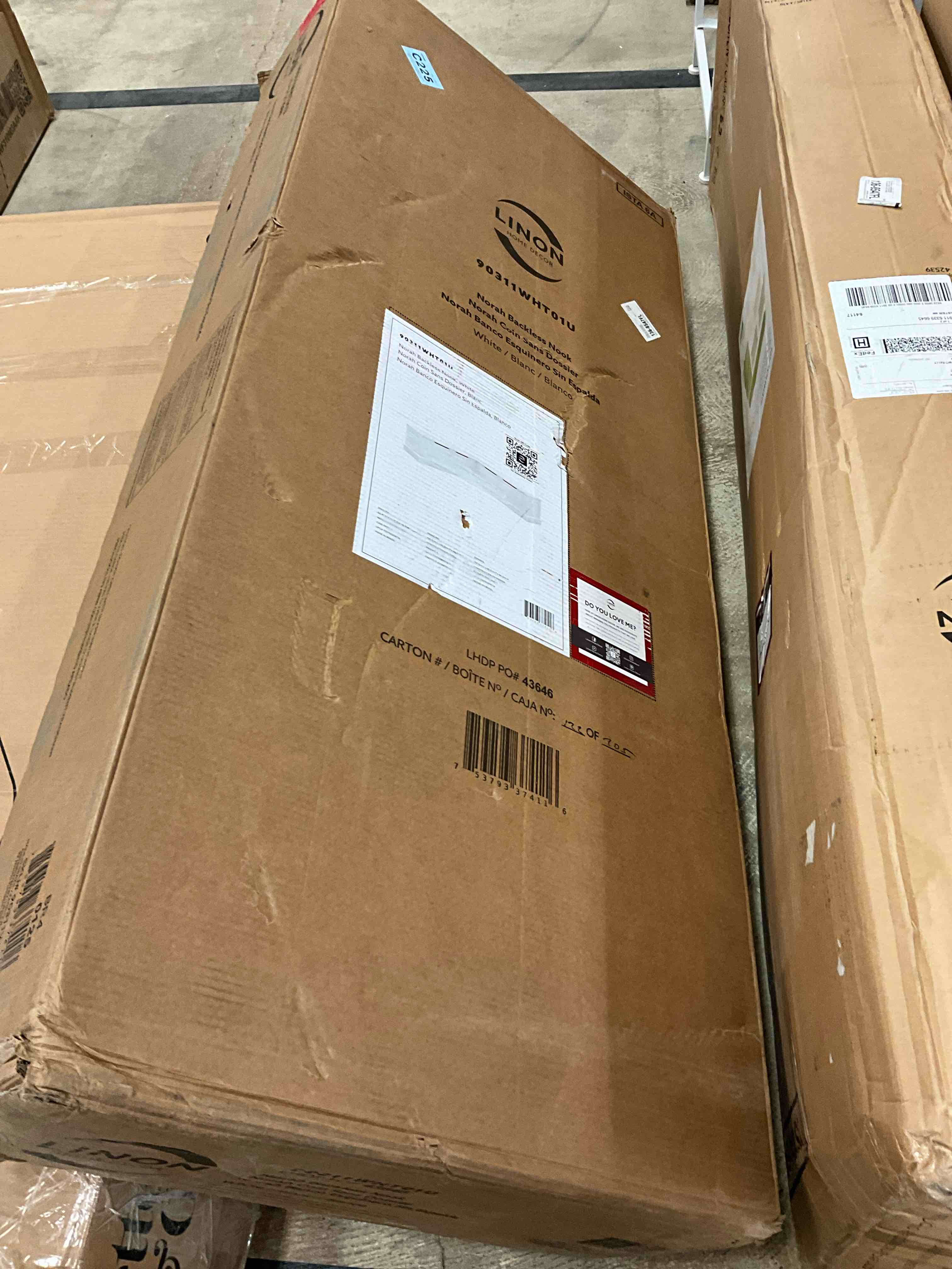 https://s3.amazonaws.com/lotting-images-prod/bidfta/PNK3361683_1757601535276.jpeg