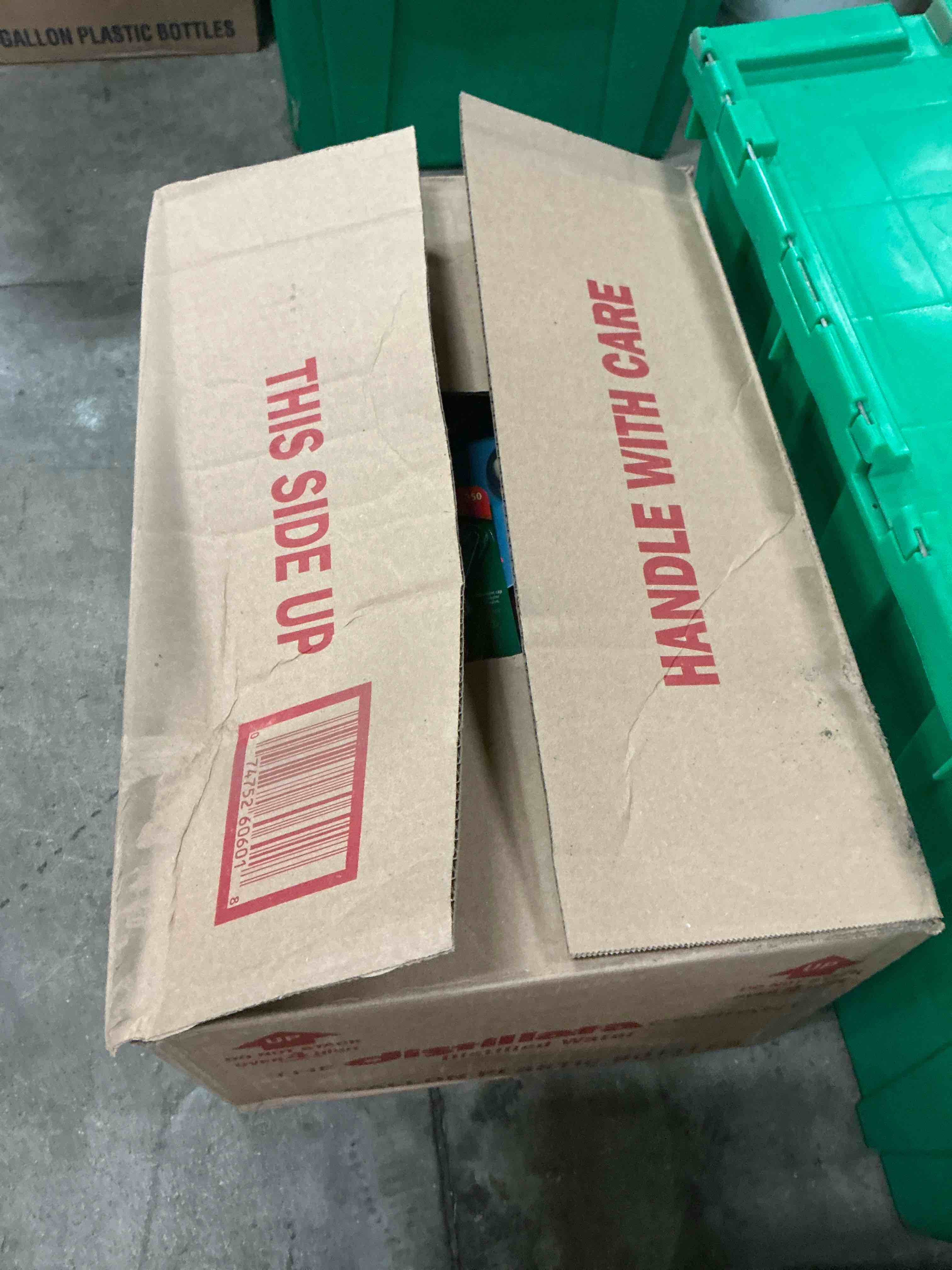 https://s3.amazonaws.com/lotting-images-prod/bidfta/PNK3362410_1758731958872.jpeg