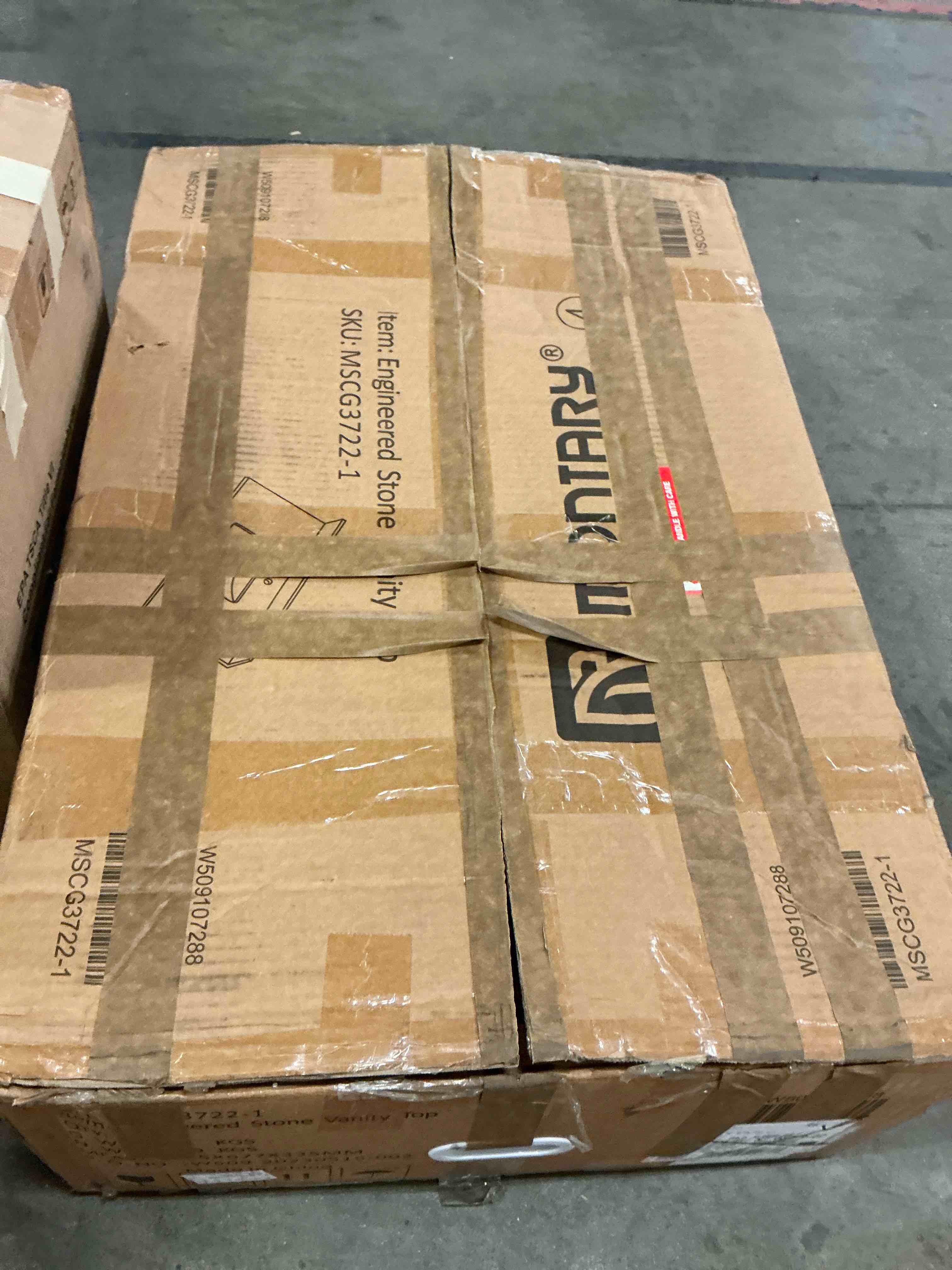 https://s3.amazonaws.com/lotting-images-prod/bidfta/PNK3362585_1758911091703.jpeg
