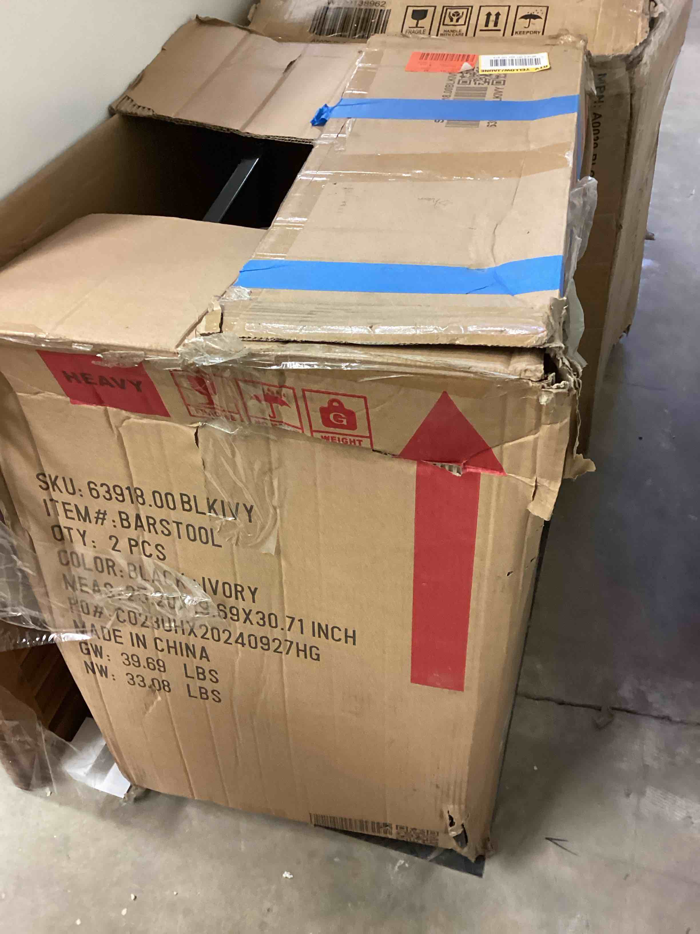 https://s3.amazonaws.com/lotting-images-prod/bidfta/PNK3363406_1760450081214.jpeg