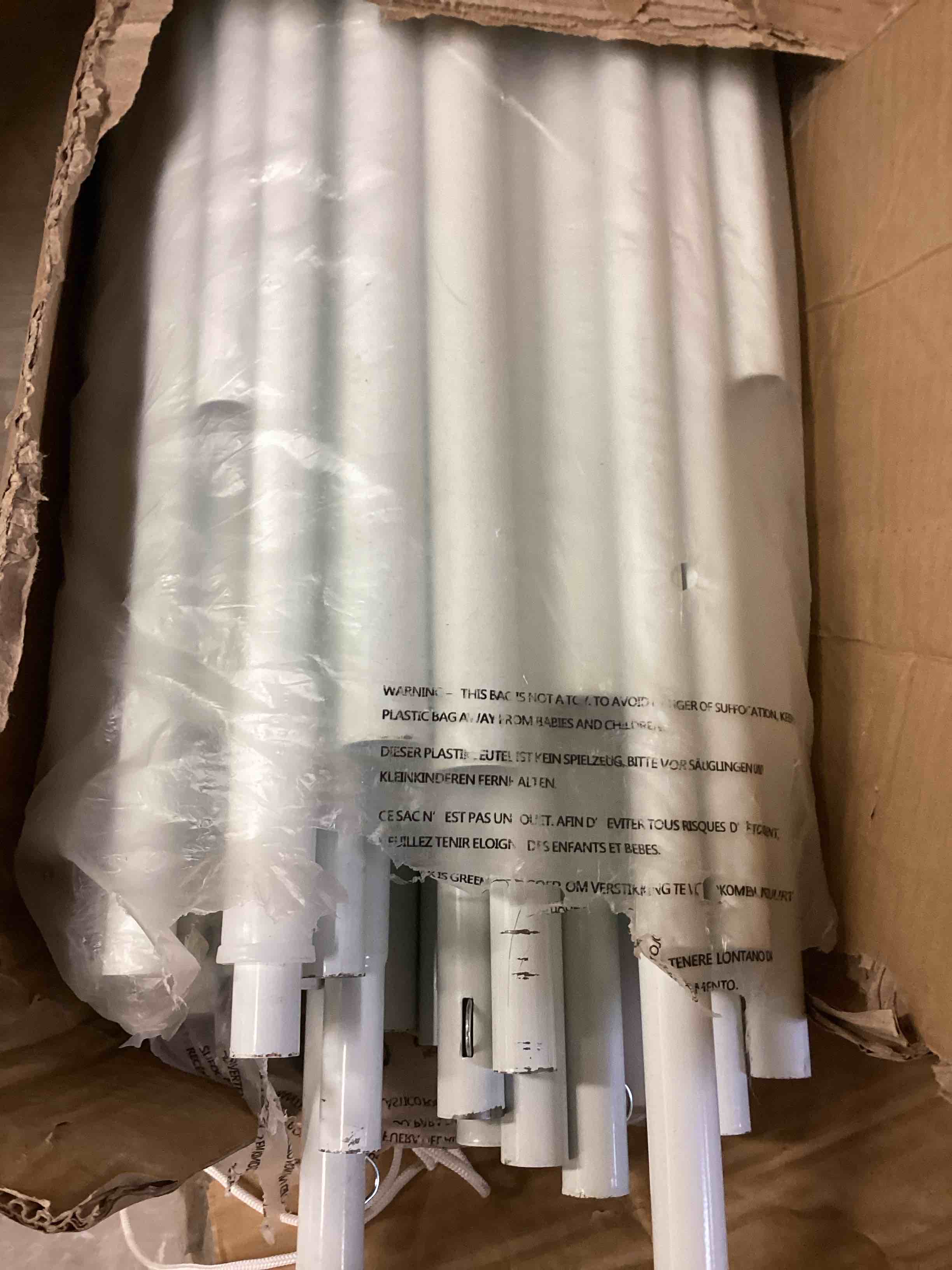 https://s3.amazonaws.com/lotting-images-prod/bidfta/PNK3363454_1760473419876.jpeg
