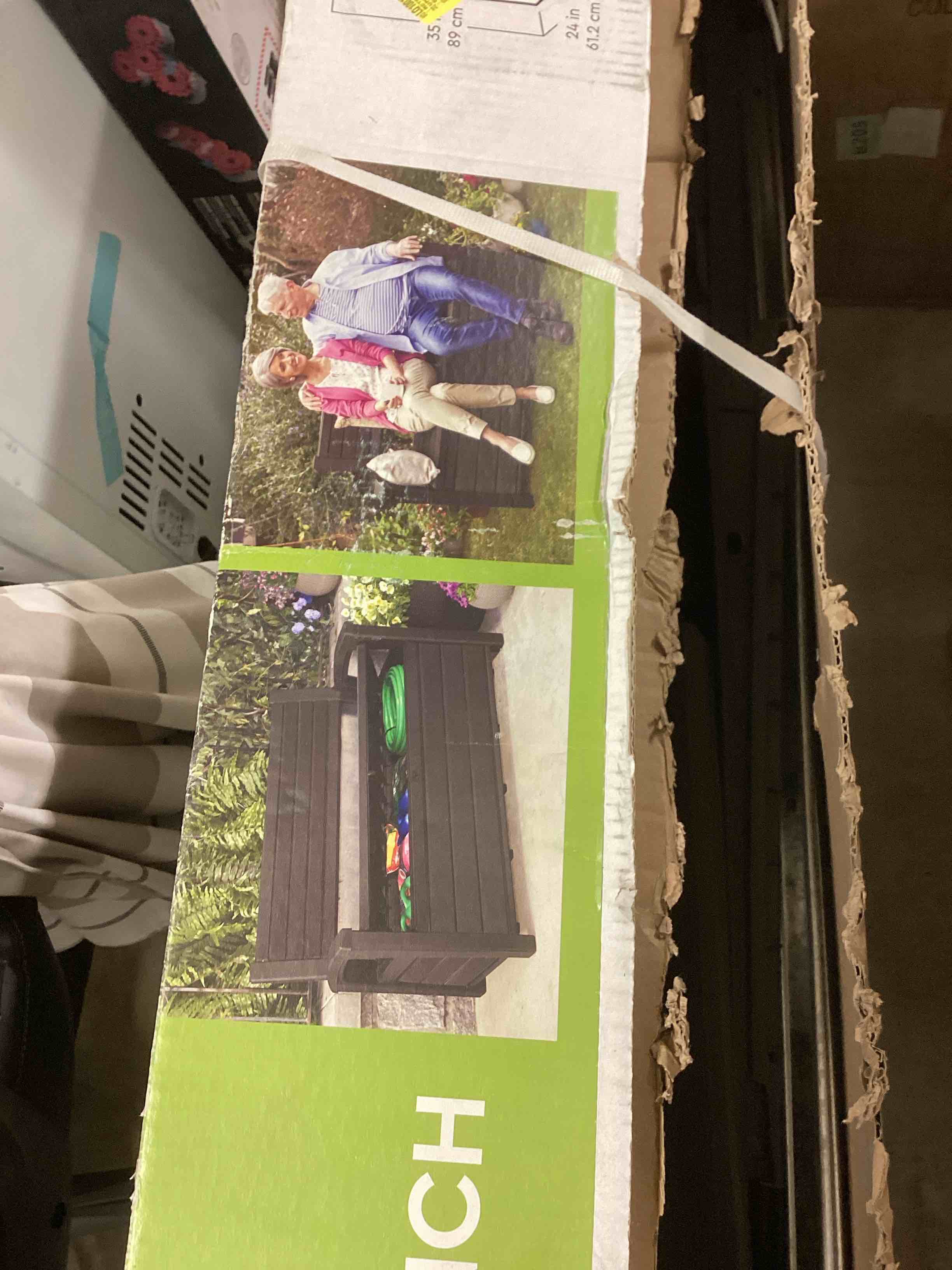 https://s3.amazonaws.com/lotting-images-prod/bidfta/PNK3363509_1760546282571.jpeg