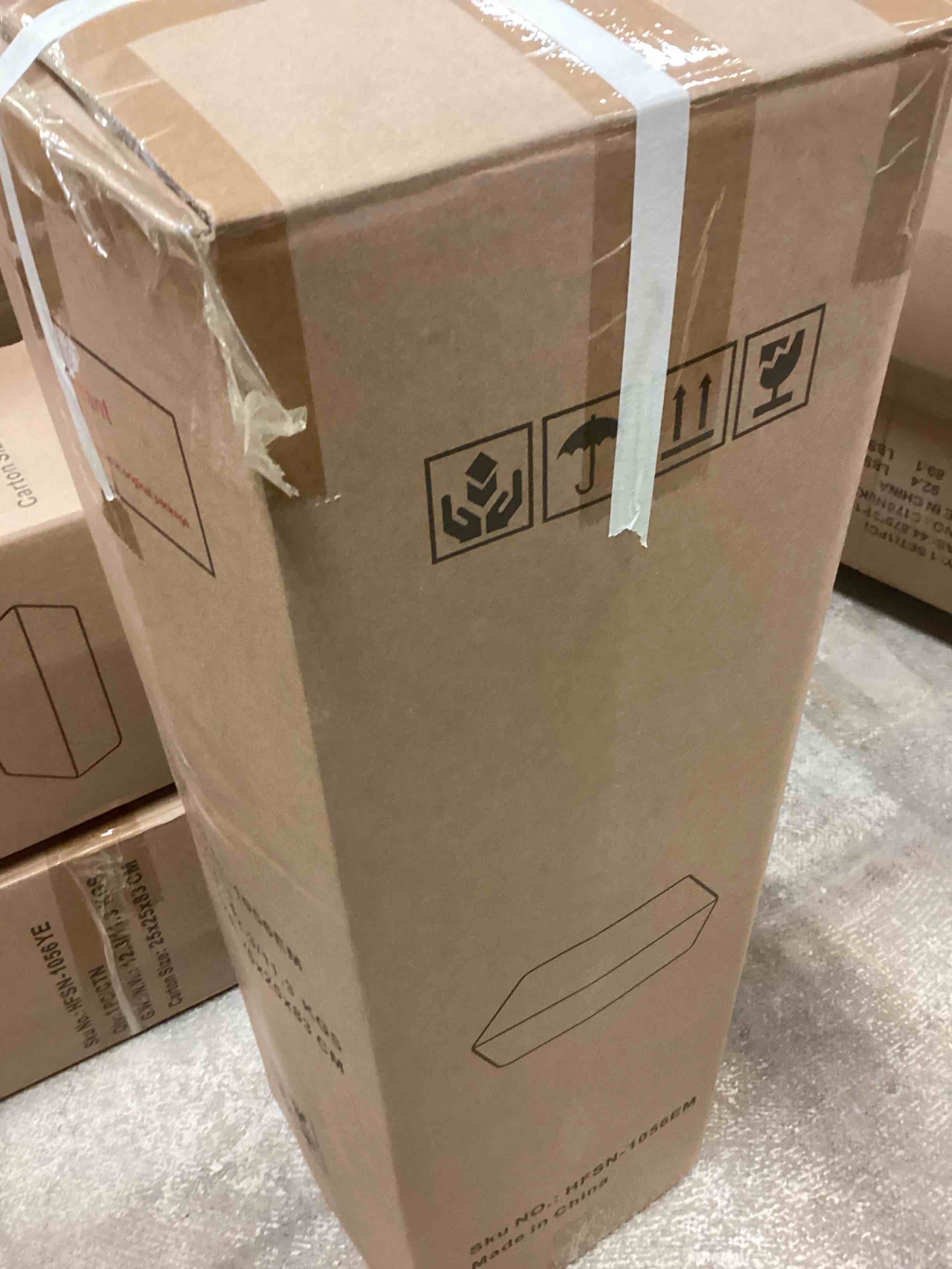 https://s3.amazonaws.com/lotting-images-prod/bidfta/PNK3363635_1760734877560.jpeg