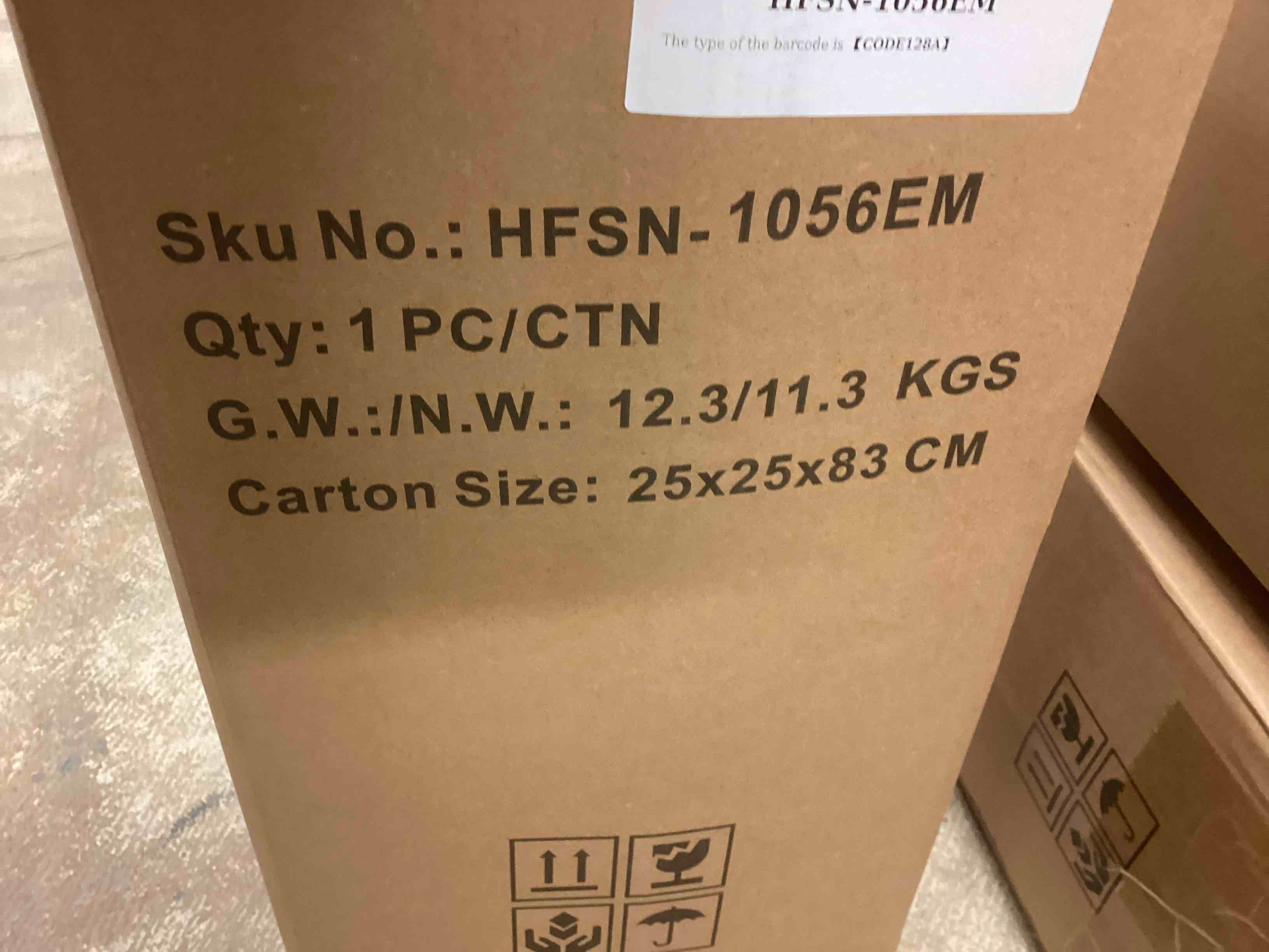 https://s3.amazonaws.com/lotting-images-prod/bidfta/PNK3363635_1760734885599.jpeg