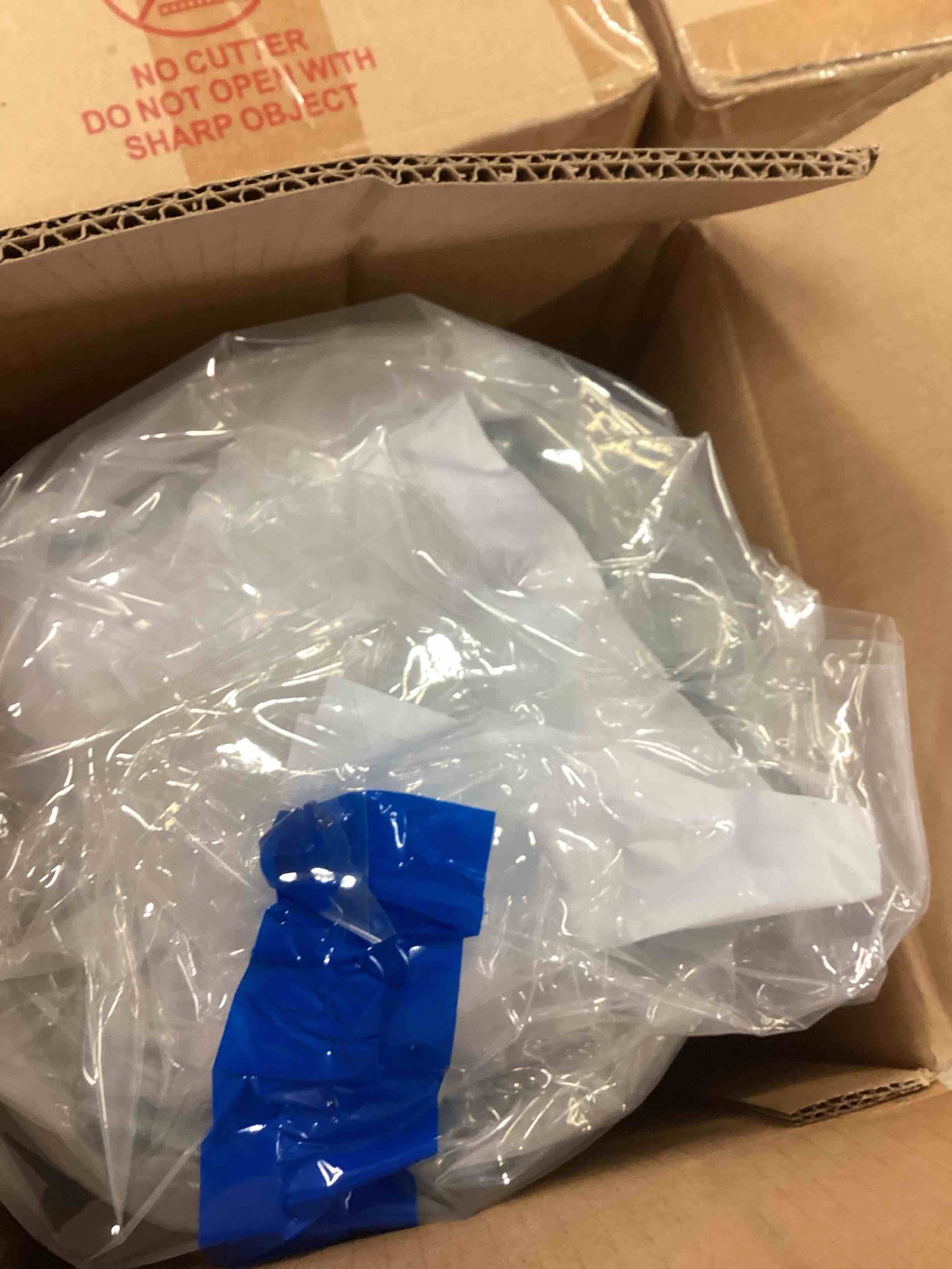 https://s3.amazonaws.com/lotting-images-prod/bidfta/PNK3363635_1760735408939.jpeg