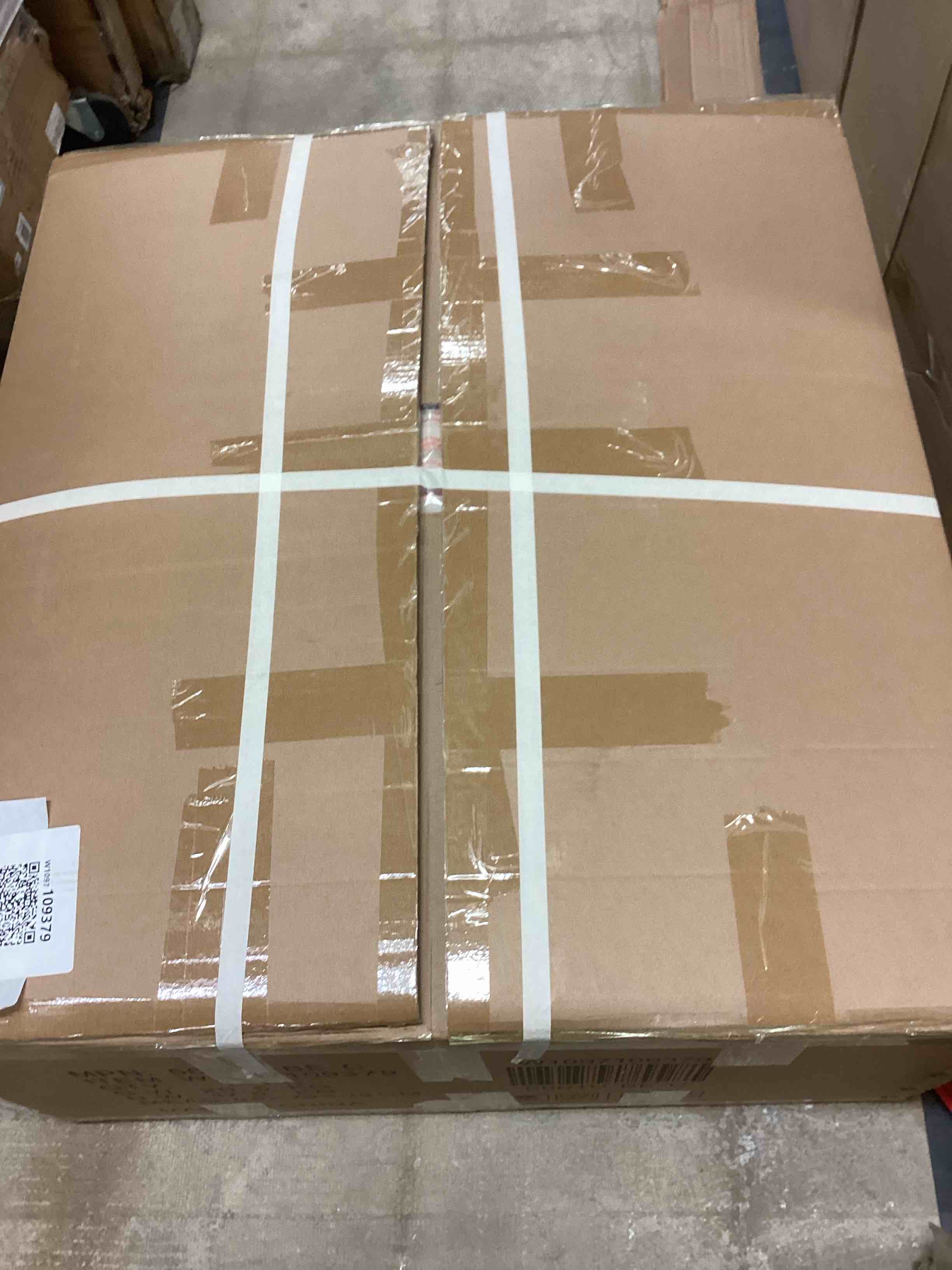 https://s3.amazonaws.com/lotting-images-prod/bidfta/PNK3363640_1760731345835.jpeg