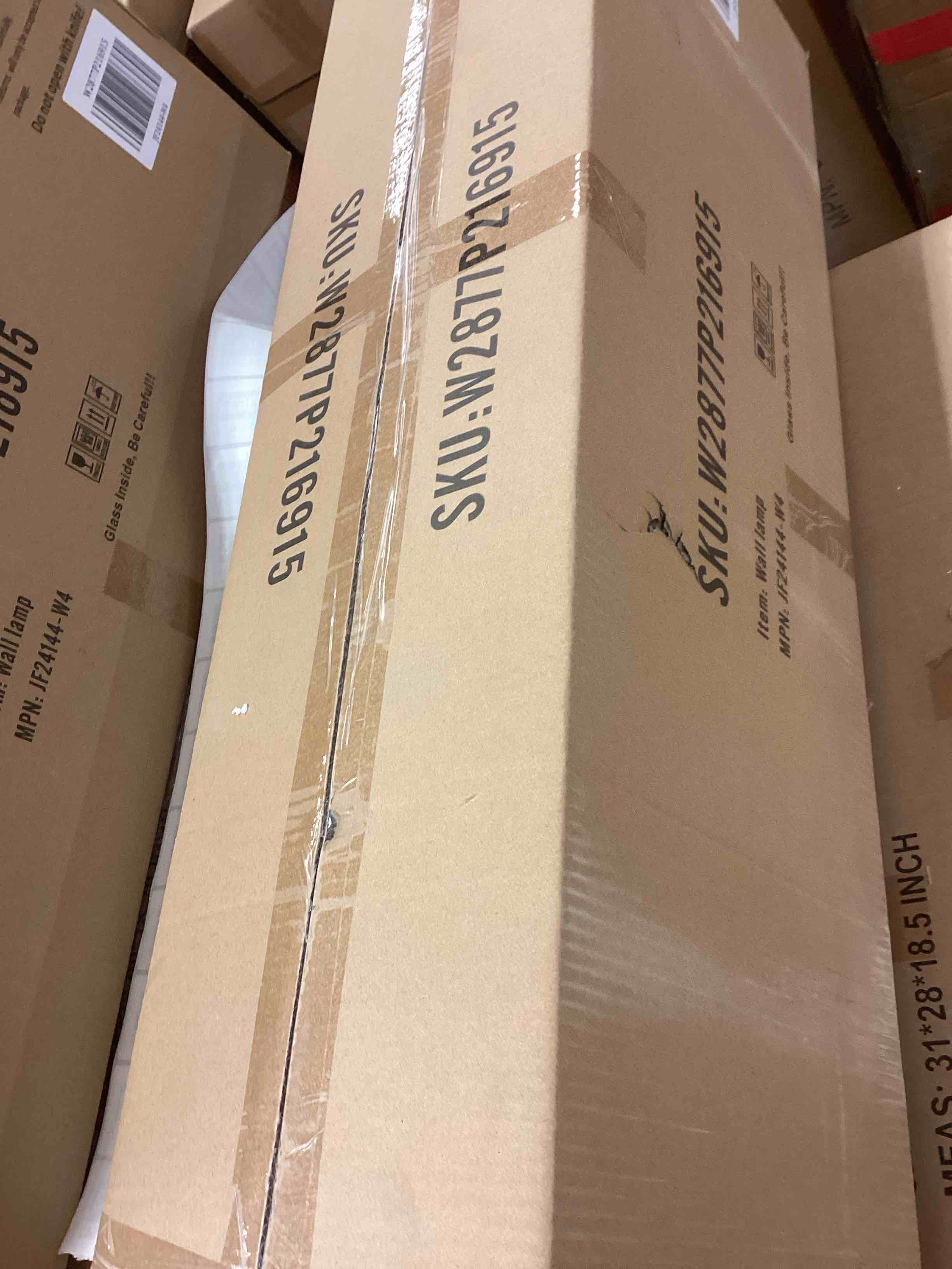 https://s3.amazonaws.com/lotting-images-prod/bidfta/PNK3363642_1760724845813.jpeg
