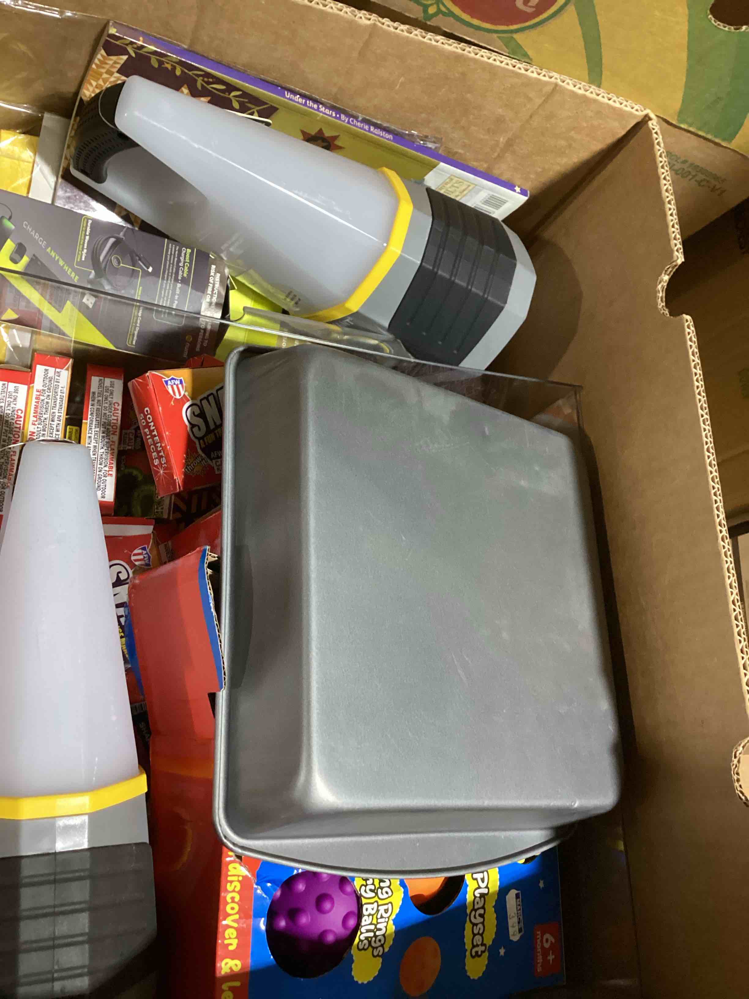 box lot of miscellaneous items 