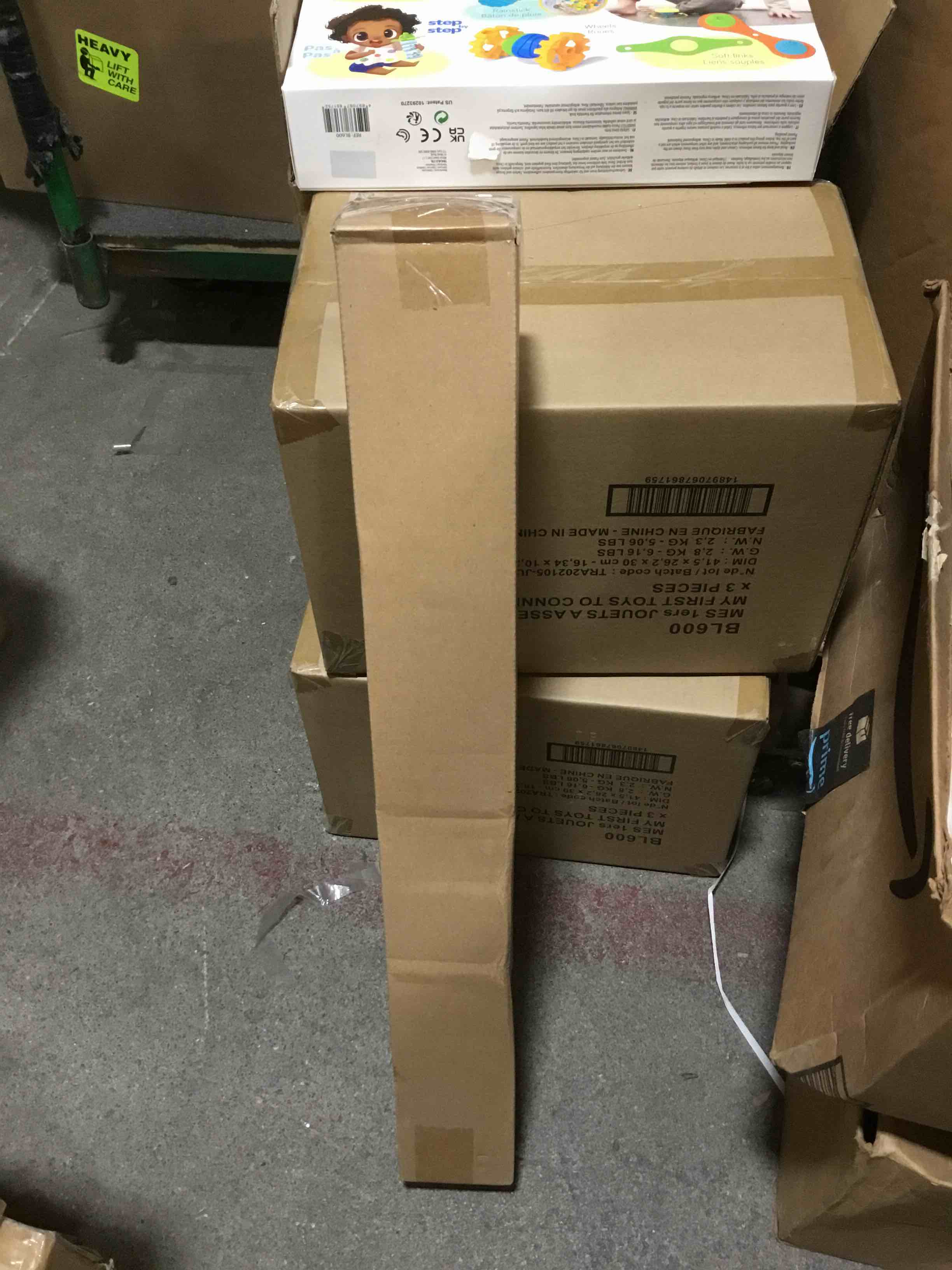 https://s3.amazonaws.com/lotting-images-prod/bidfta/PNK3366369_1758203698007.jpeg