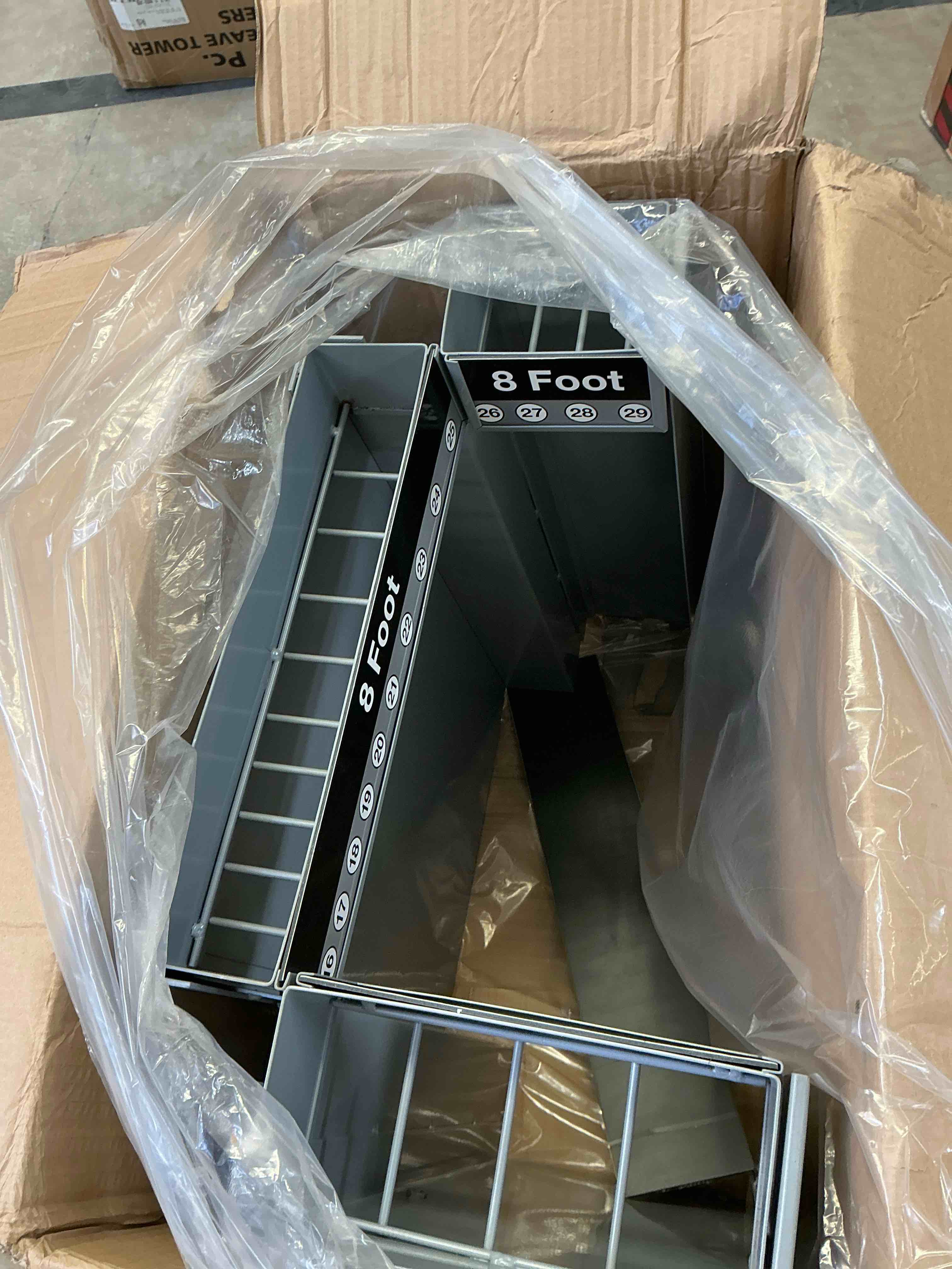 A box to pick up Crown pen, shelf- 4' POG - 6' and 8' steel quantity 1