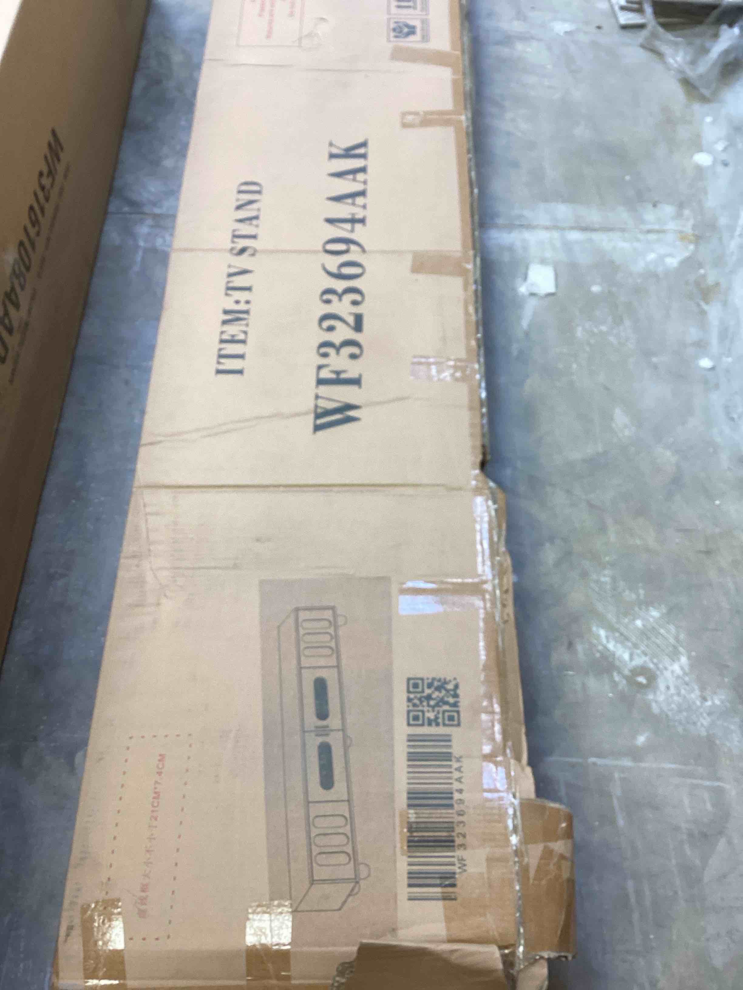 https://s3.amazonaws.com/lotting-images-prod/bidfta/PNK3373346_1760986889363.jpeg