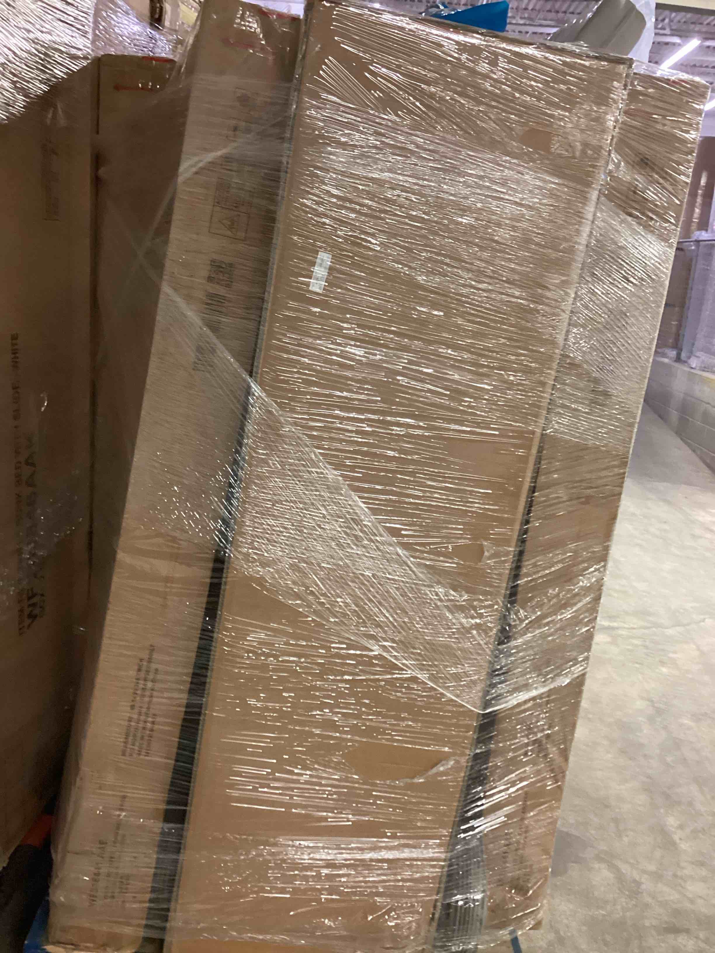 Palet lot Assorted furniture