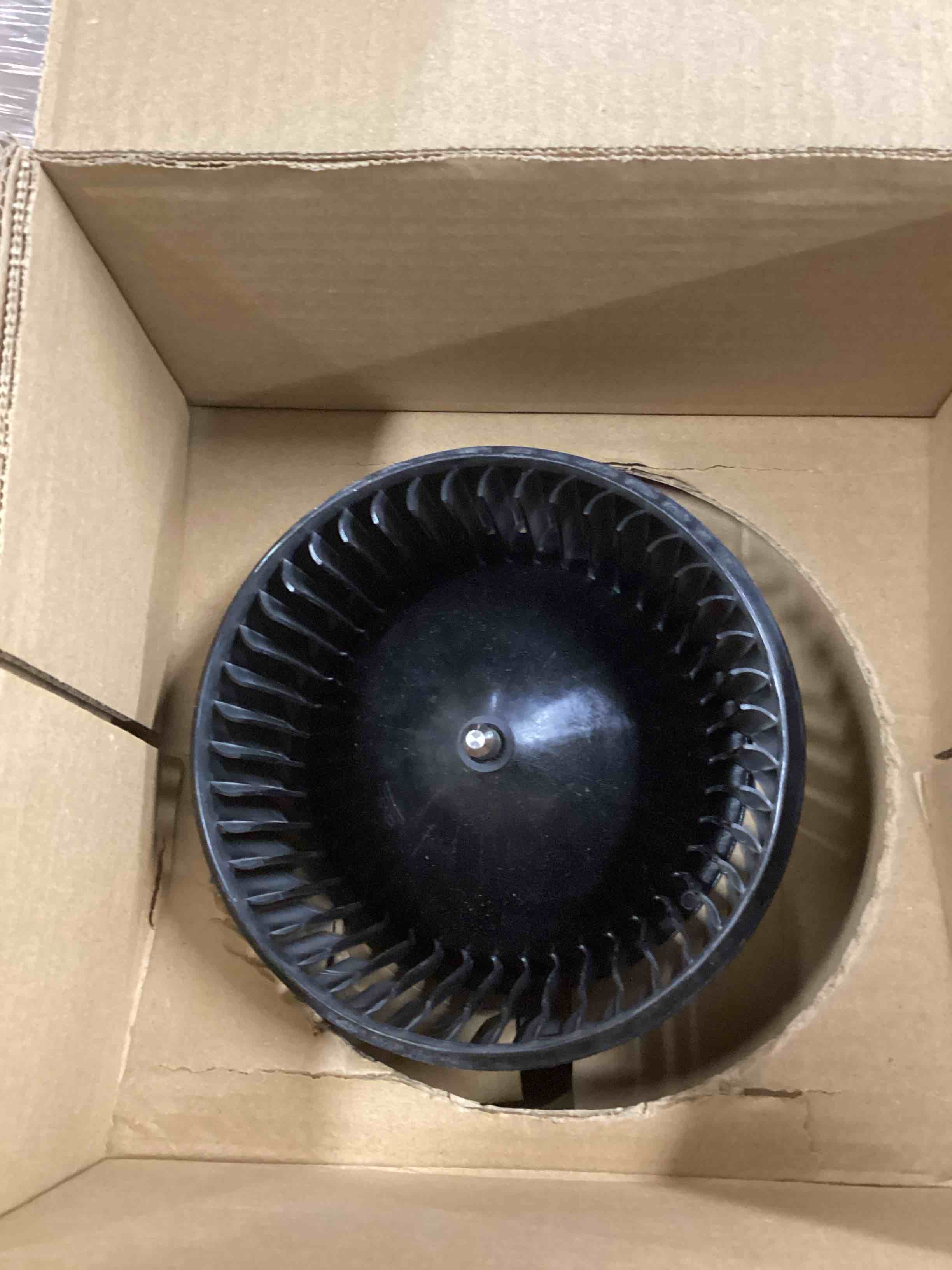 Condition photo showing As Is for RAREELECTRICAL New HVAC Blower Motor Compatible with Ford F-250 Super Duty 2017-2020 by Part Numbers Fl3z-19805-E Fl3z19805e( similar product 
