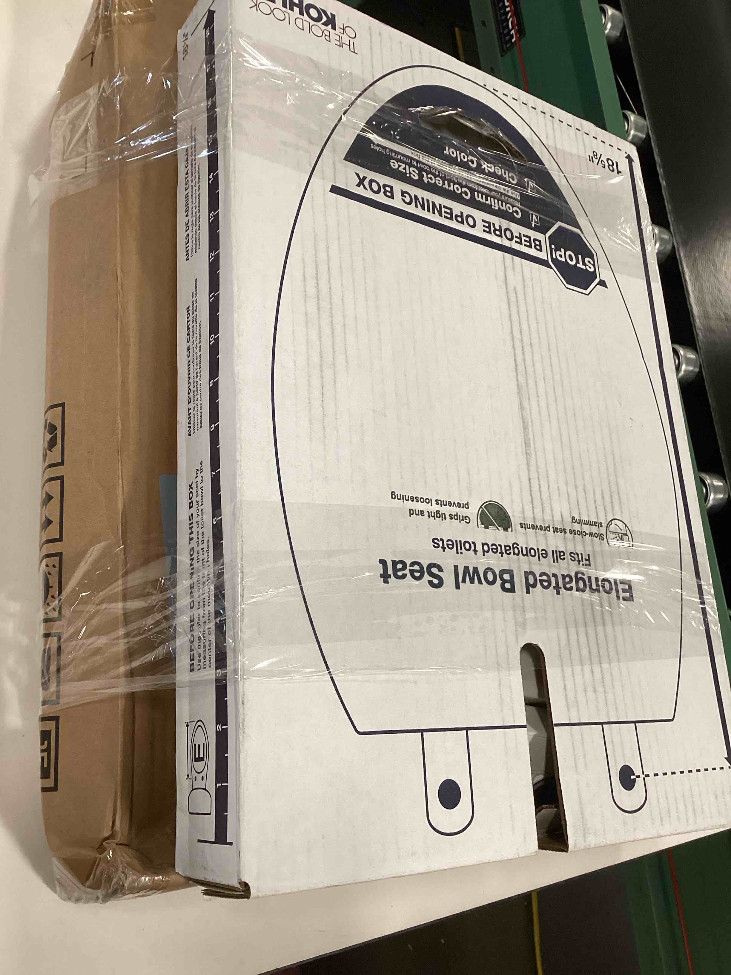 https://s3.amazonaws.com/lotting-images-prod/bidfta/PNK3394318_1756478375975.jpeg
