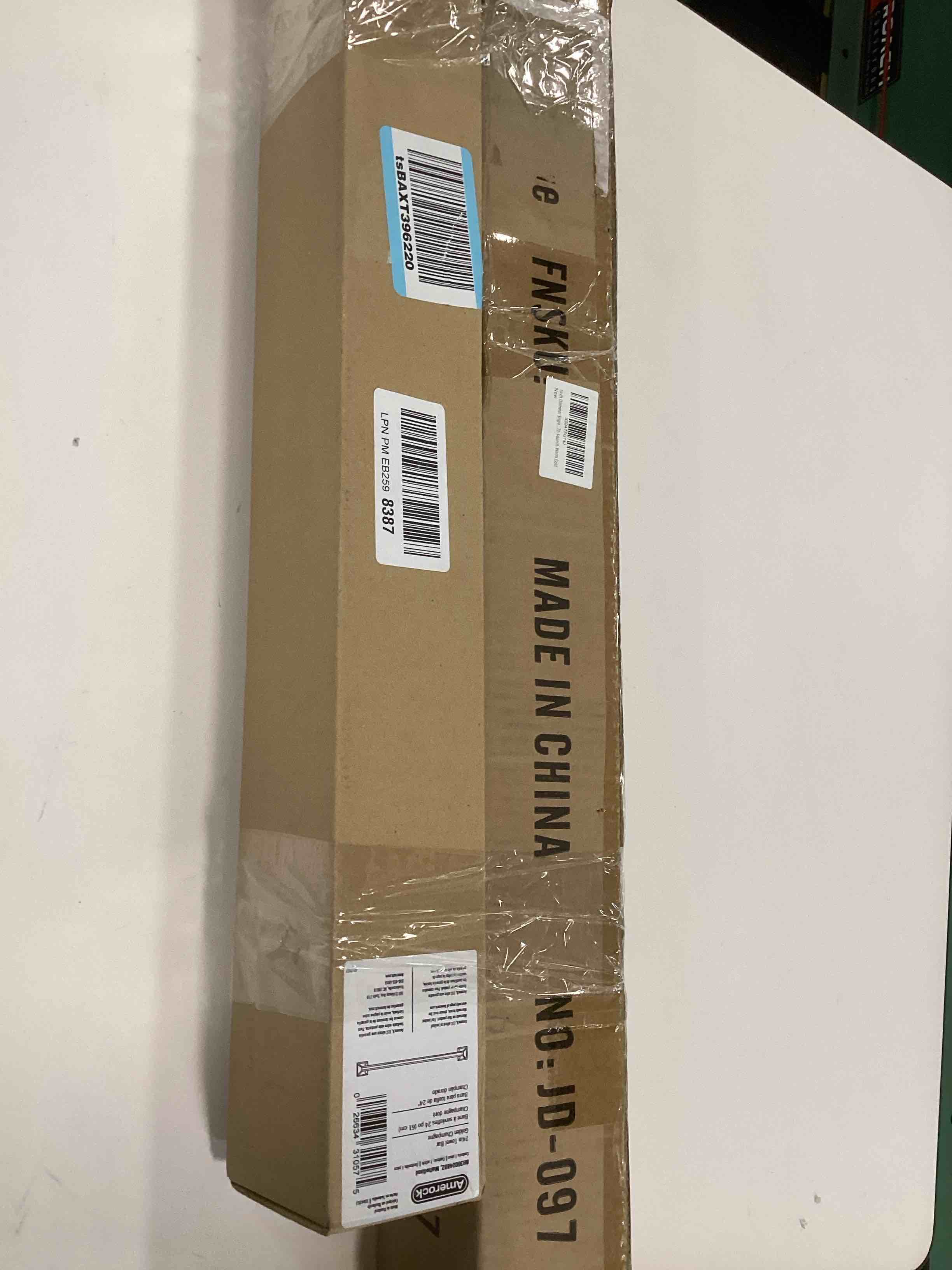 https://s3.amazonaws.com/lotting-images-prod/bidfta/PNK3394426_1756493251438.jpeg