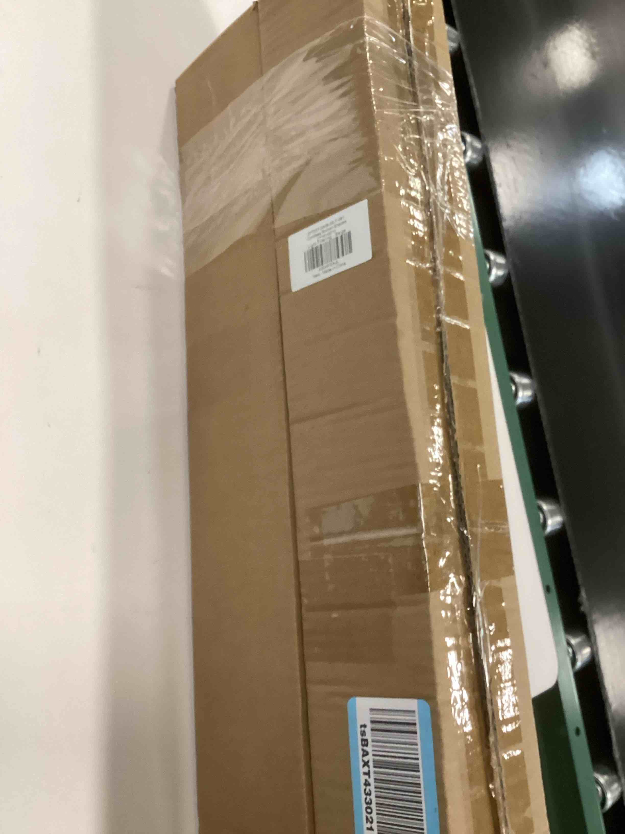 https://s3.amazonaws.com/lotting-images-prod/bidfta/PNK3394428_1756493096853.jpeg