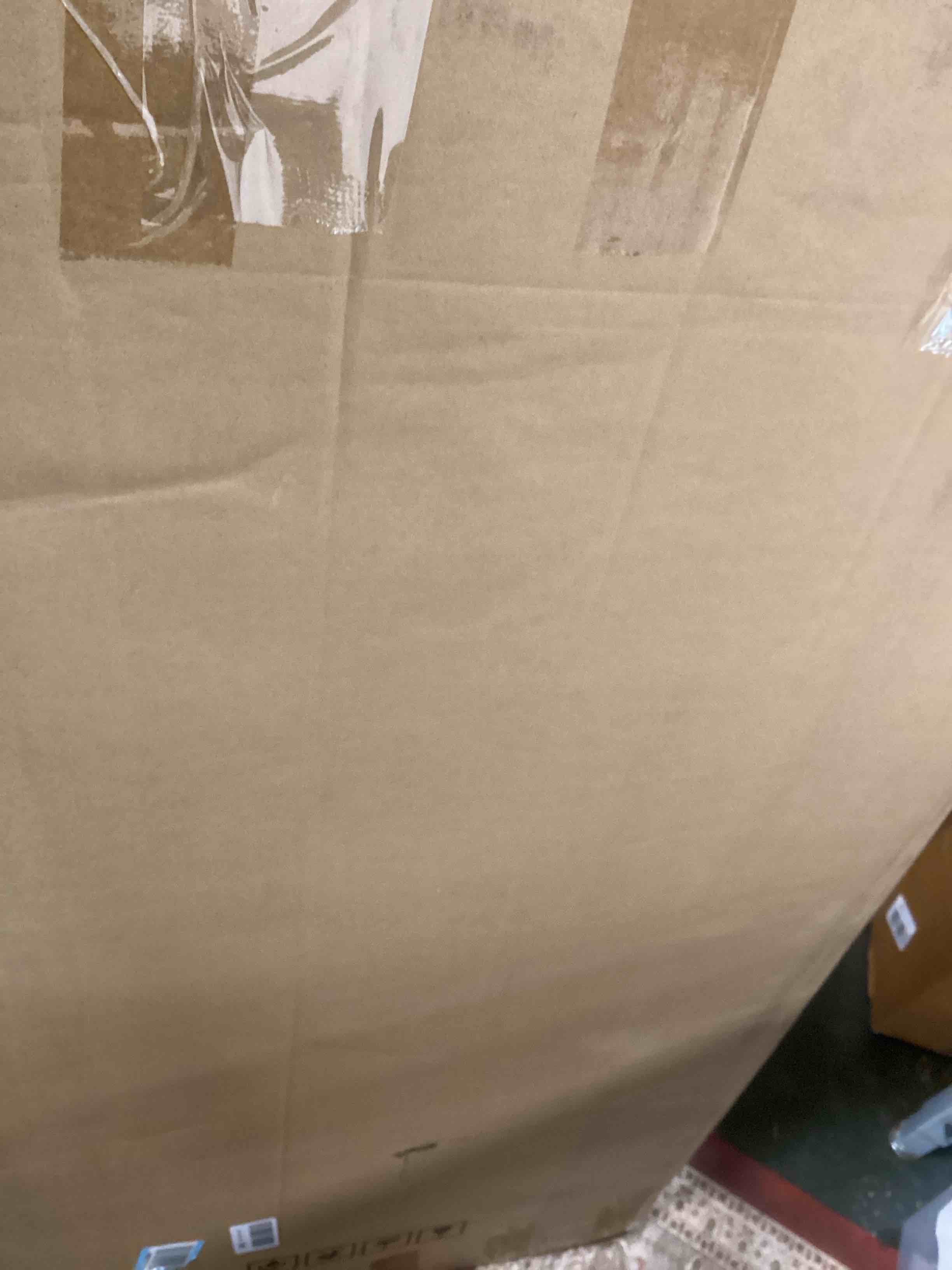https://s3.amazonaws.com/lotting-images-prod/bidfta/PNK3394826_1756916272710.jpeg
