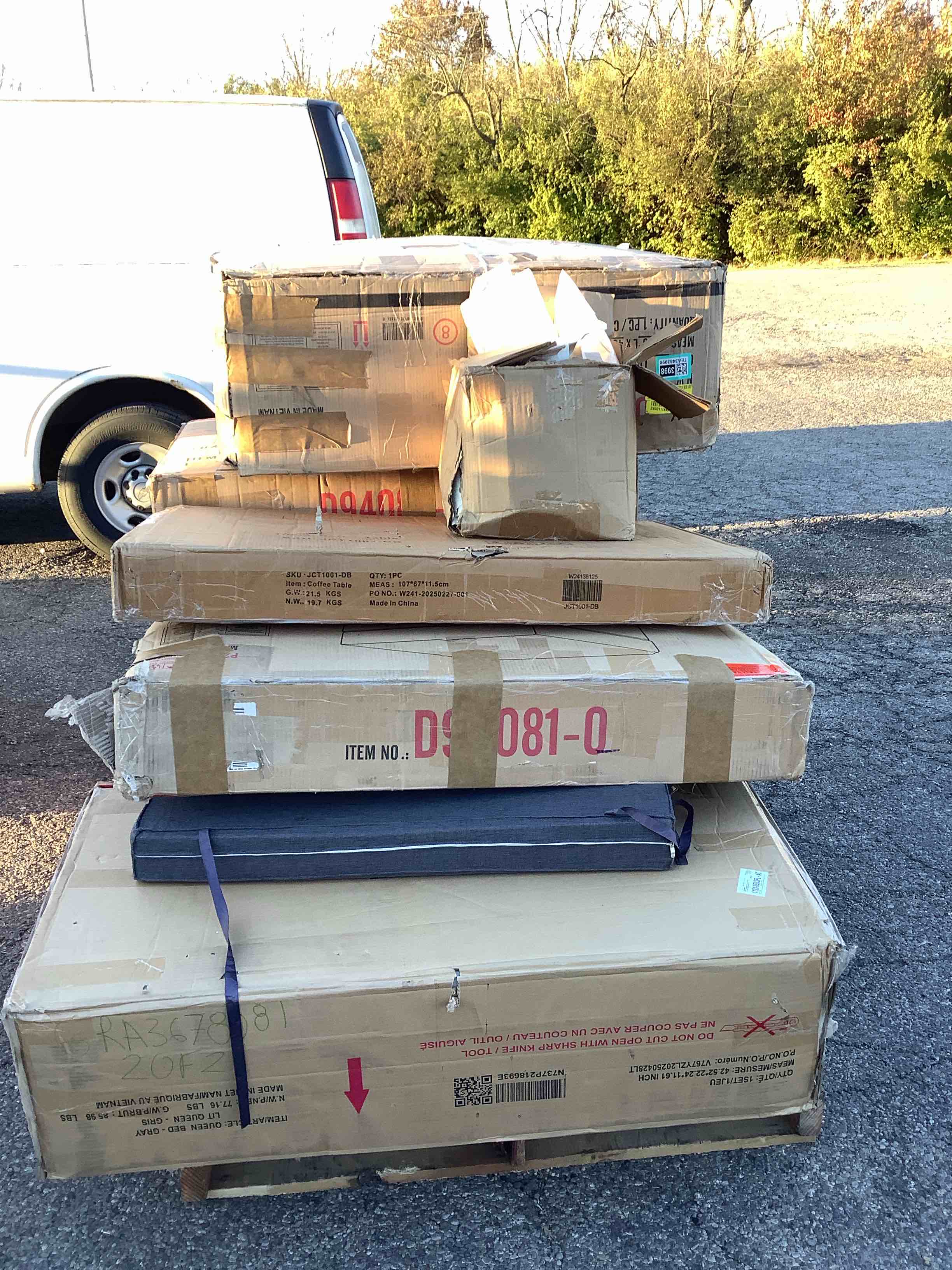 Pallet Lot of Assorted Items