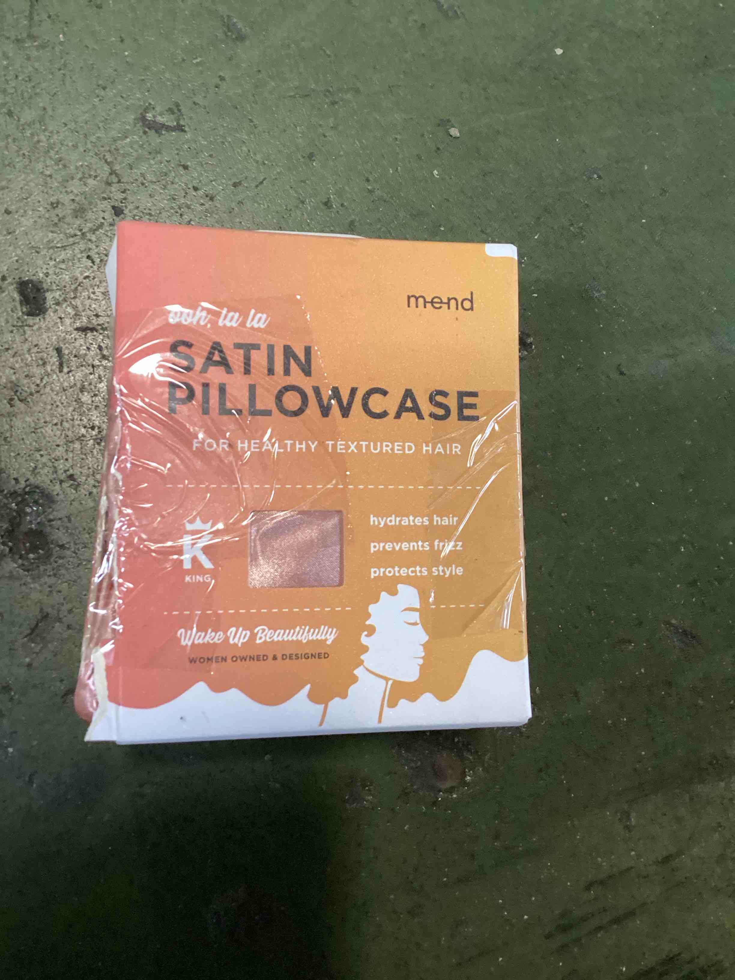 https://s3.amazonaws.com/lotting-images-prod/bidfta/PNK3424319_1747251727239.jpeg