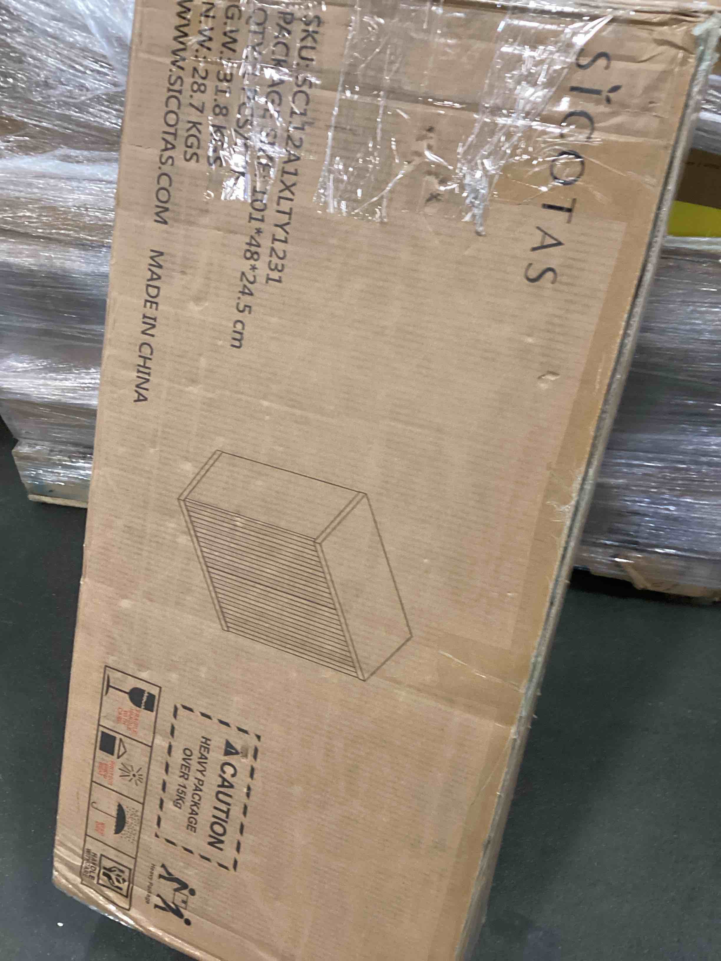 https://s3.amazonaws.com/lotting-images-prod/bidfta/PNK3426004_1748894061909.jpeg
