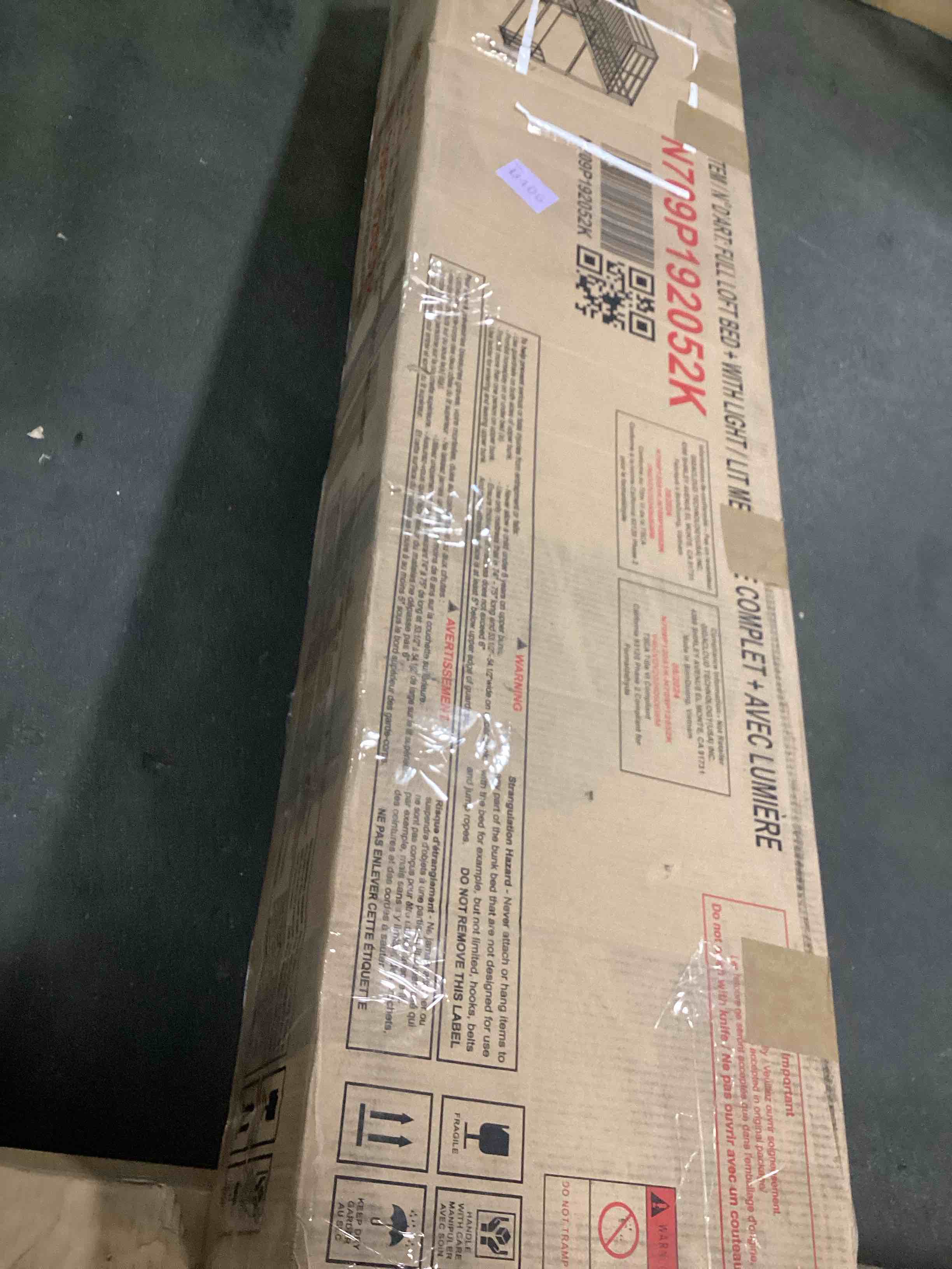 https://s3.amazonaws.com/lotting-images-prod/bidfta/PNK3426010_1748895134652.jpeg