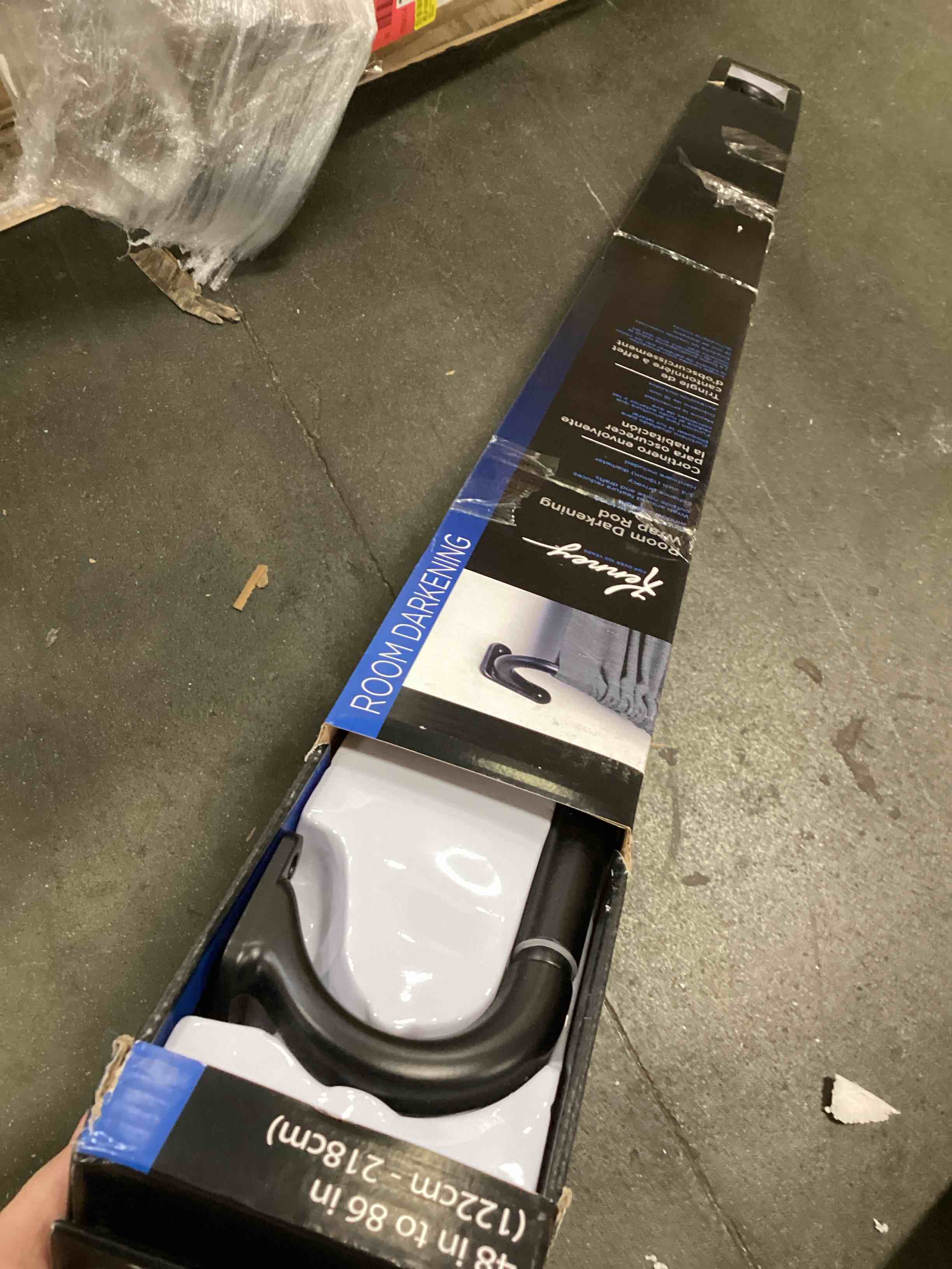 https://s3.amazonaws.com/lotting-images-prod/bidfta/PNK3426085_1748963643864.jpeg