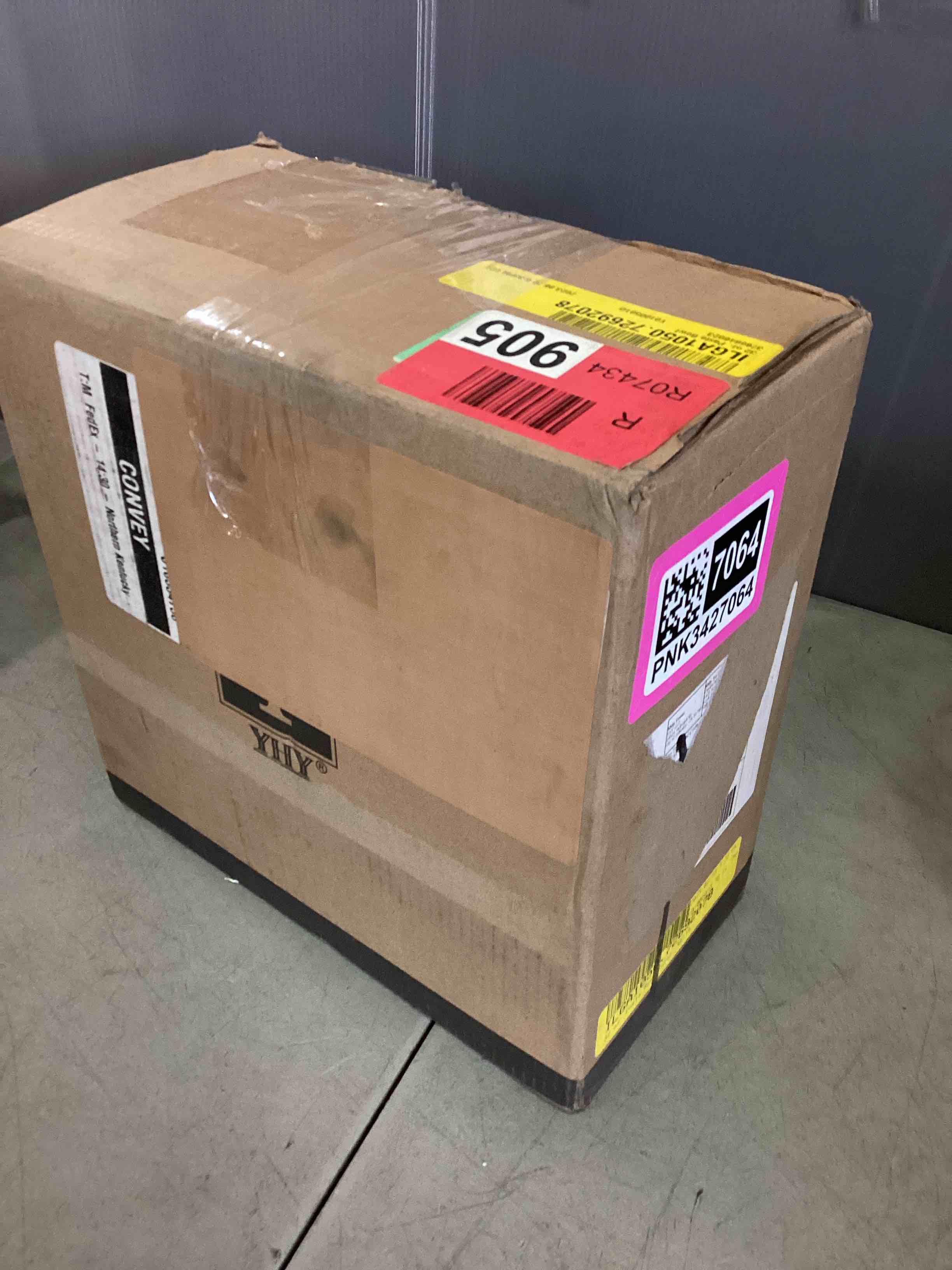 https://s3.amazonaws.com/lotting-images-prod/bidfta/PNK3427064_1749565575955.jpeg