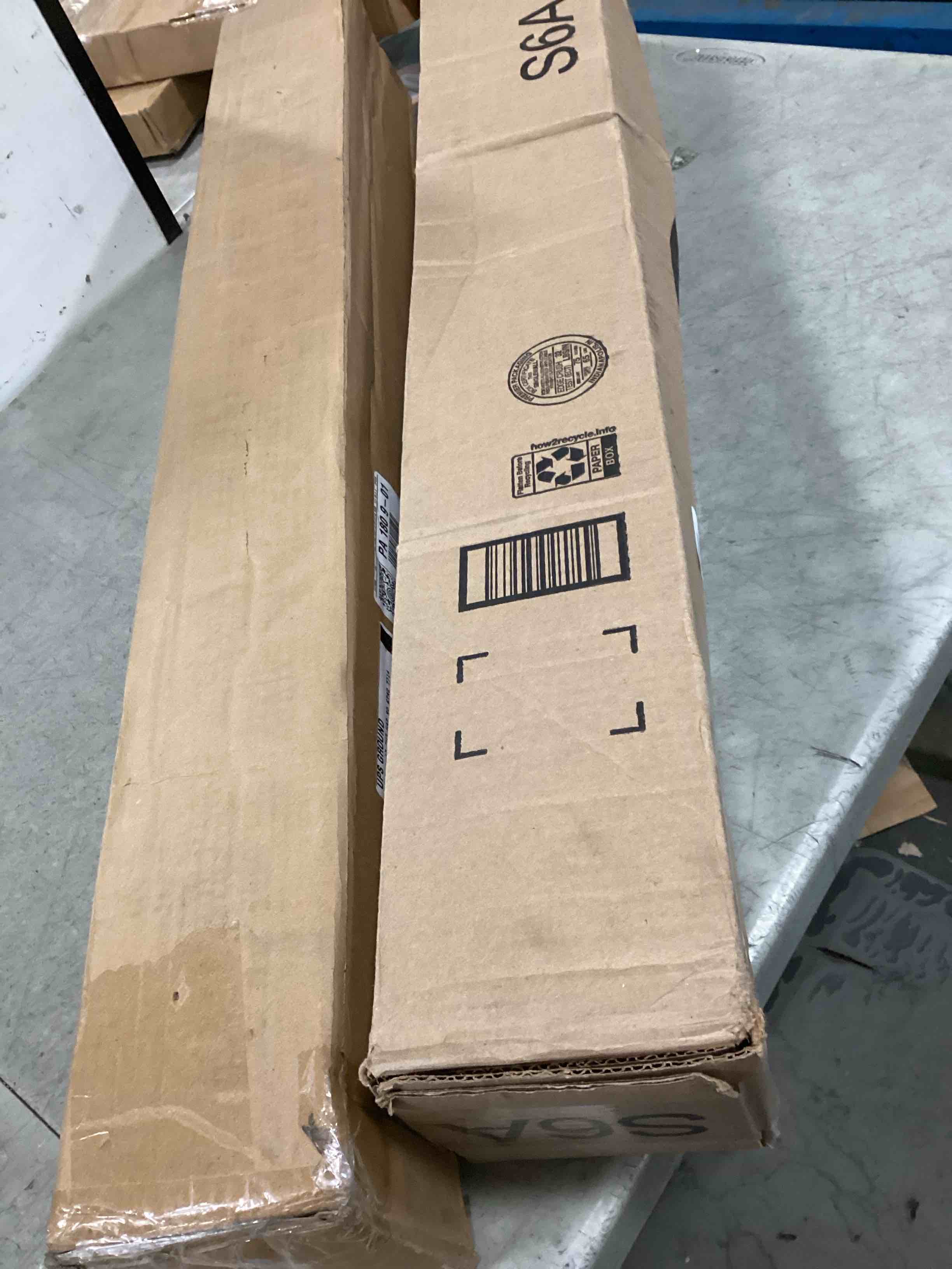 https://s3.amazonaws.com/lotting-images-prod/bidfta/PNK3427693_1749846006952.jpeg