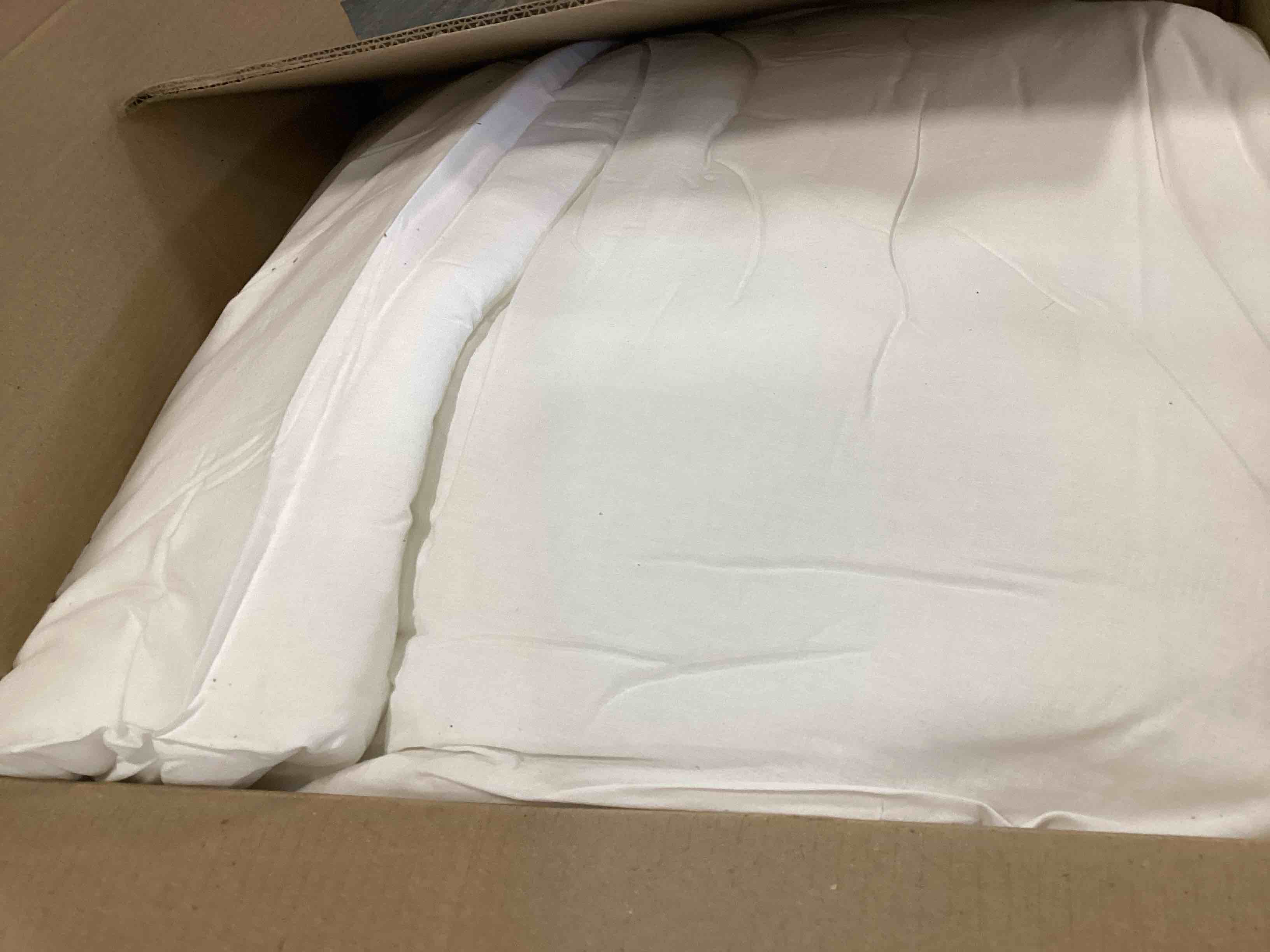 https://s3.amazonaws.com/lotting-images-prod/bidfta/PNK3429577_1750943680188.jpeg
