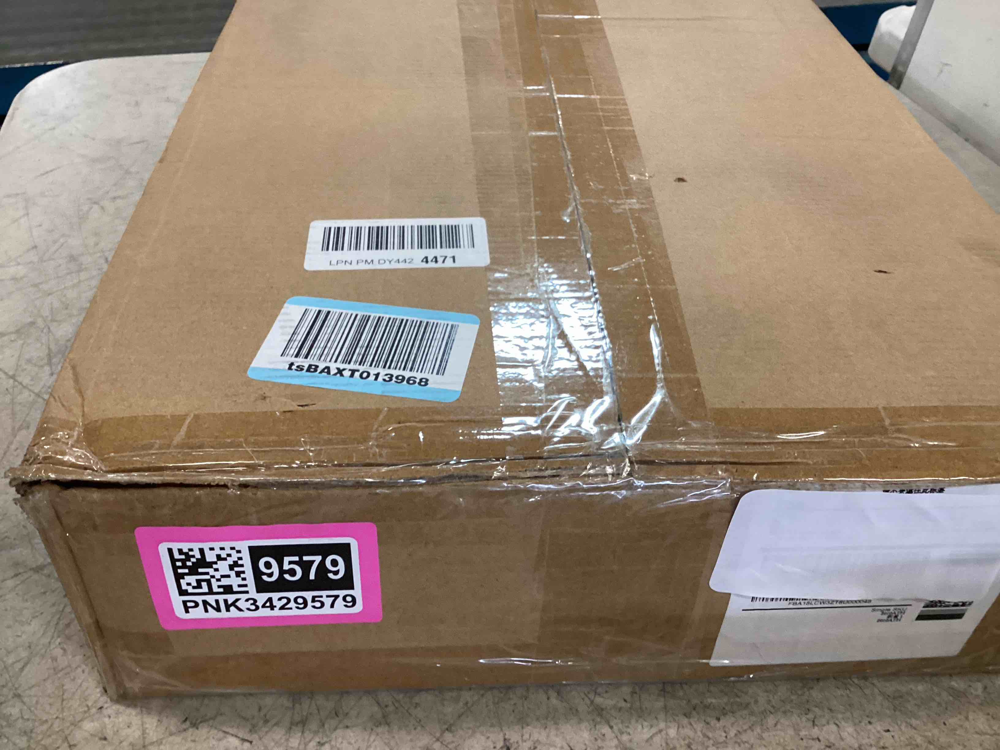 https://s3.amazonaws.com/lotting-images-prod/bidfta/PNK3429579_1750943812842.jpeg