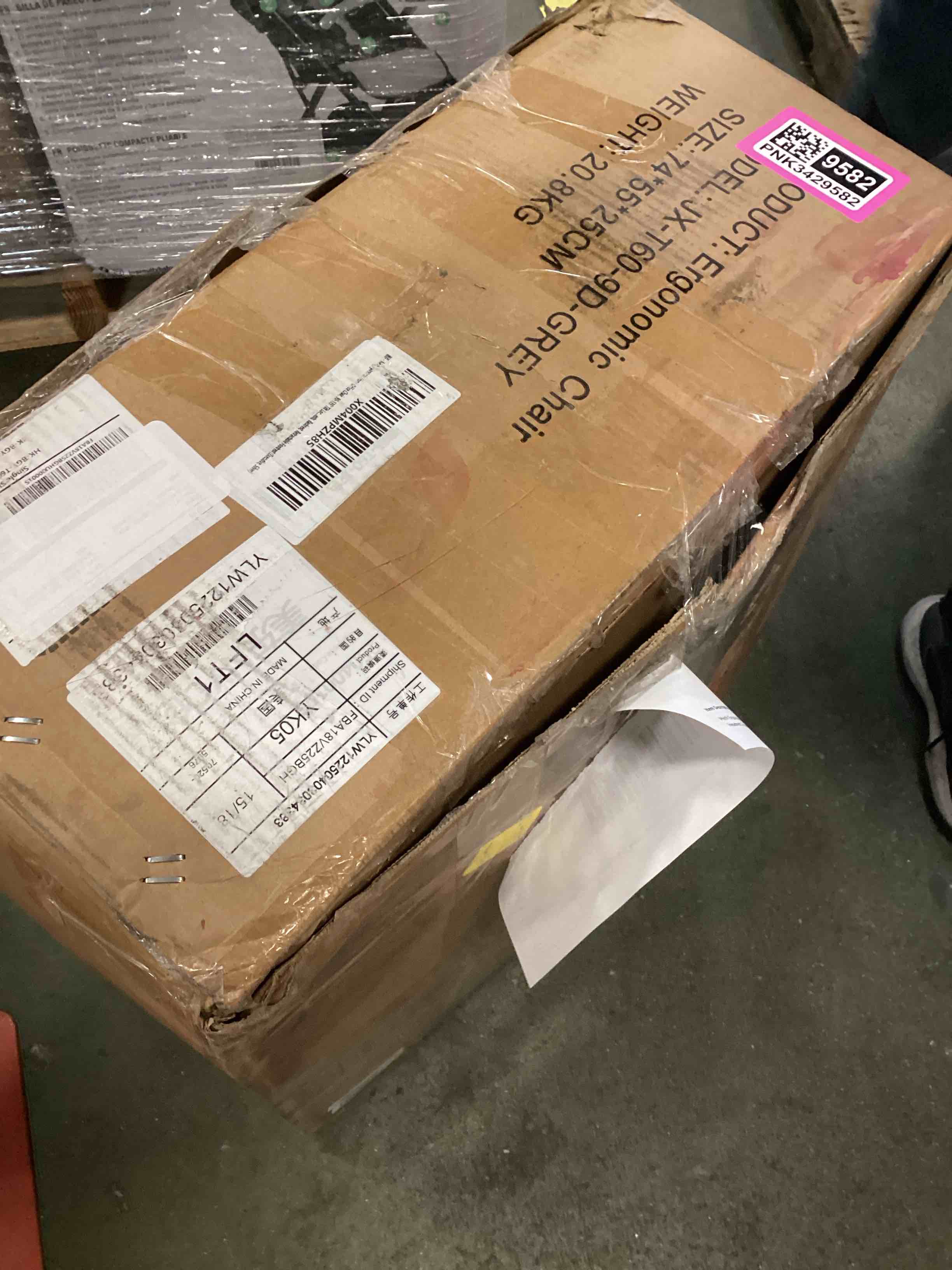 https://s3.amazonaws.com/lotting-images-prod/bidfta/PNK3429582_1750944227934.jpeg