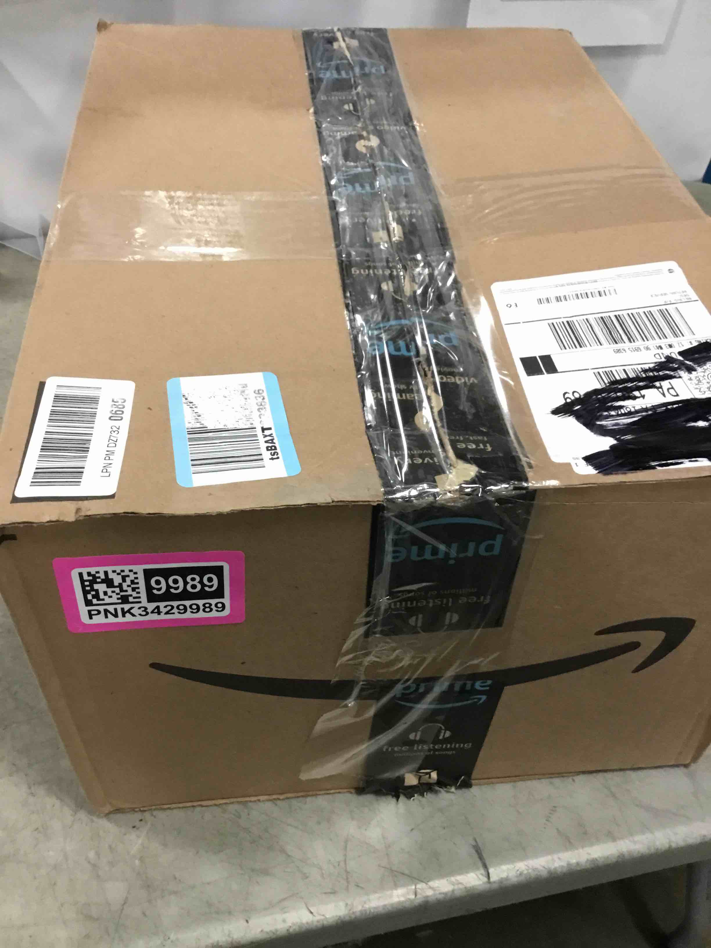https://s3.amazonaws.com/lotting-images-prod/bidfta/PNK3429989_1751053659211.jpeg