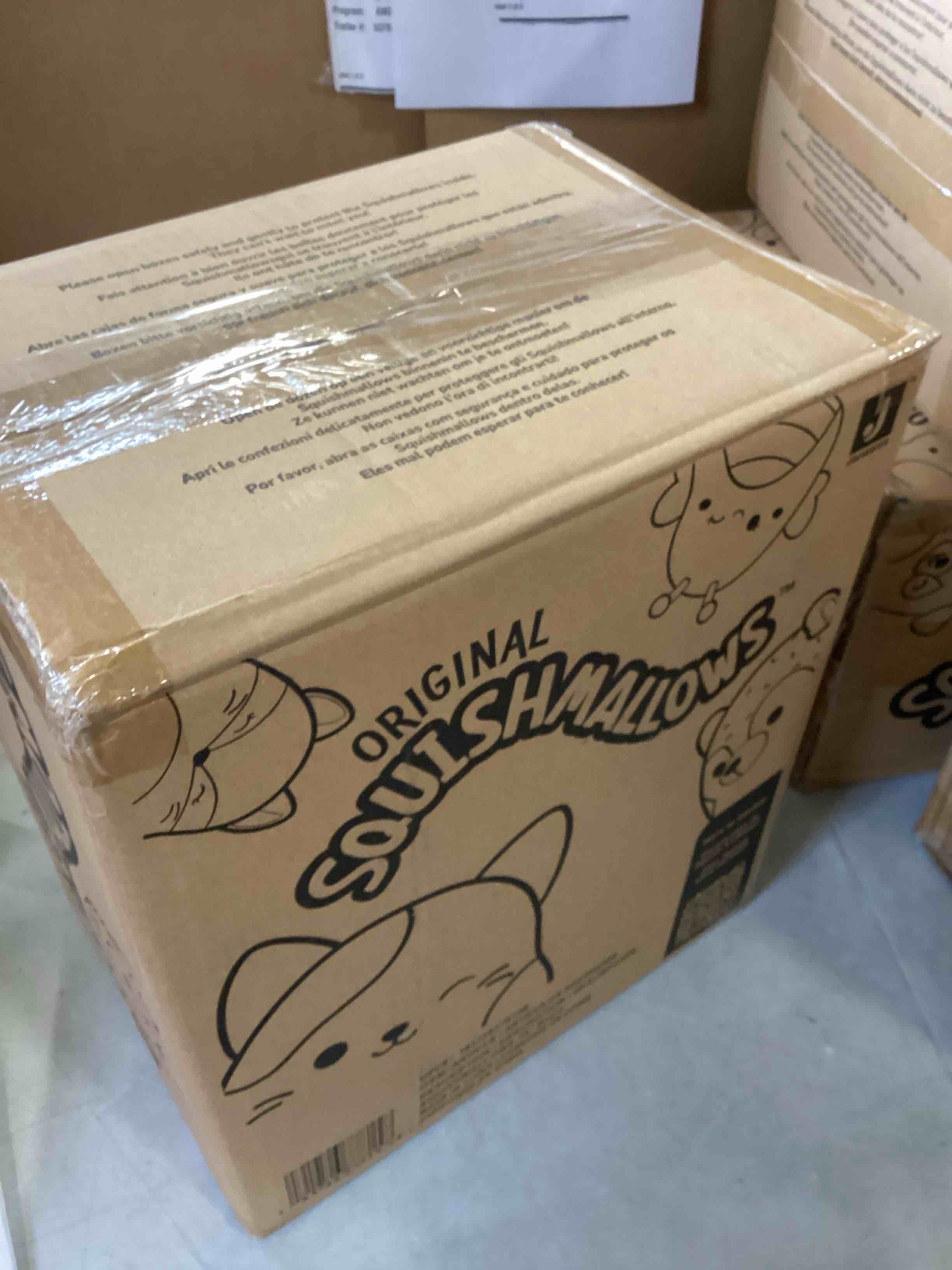 https://s3.amazonaws.com/lotting-images-prod/bidfta/PNK3430186_1746536372265.jpeg
