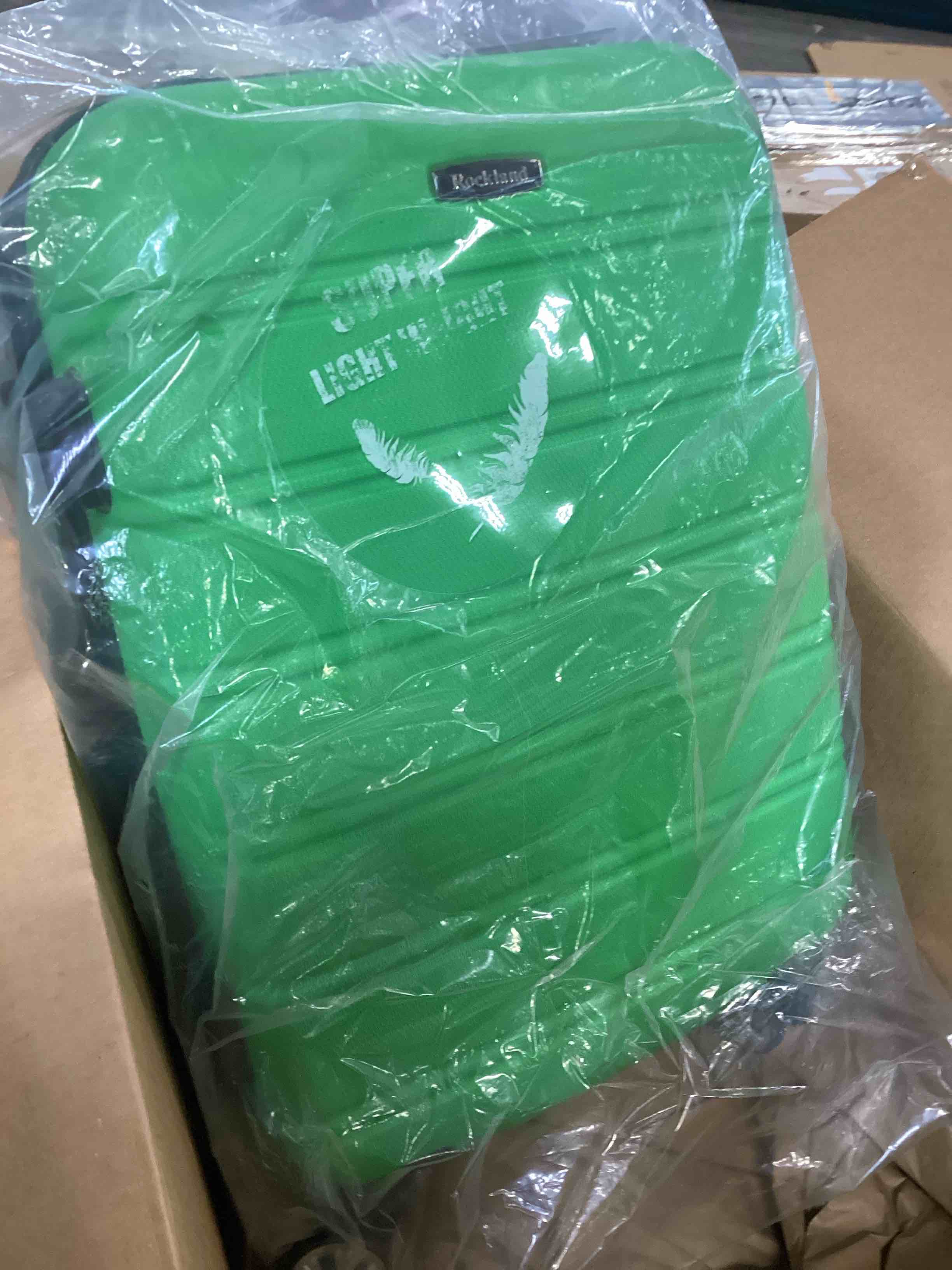 https://s3.amazonaws.com/lotting-images-prod/bidfta/PNK3430265_1746548966264.jpeg