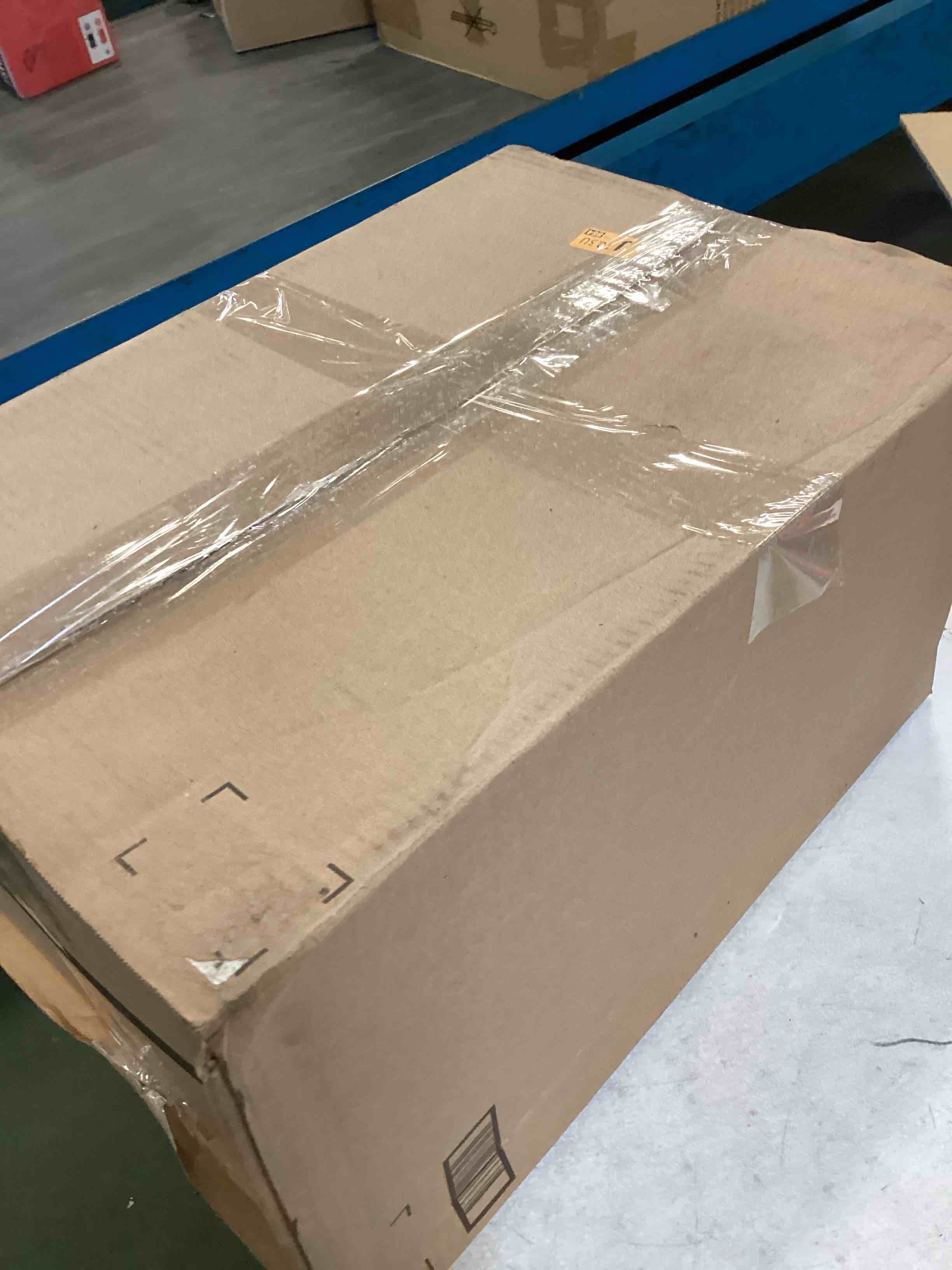 https://s3.amazonaws.com/lotting-images-prod/bidfta/PNK3430265_1746548997722.jpeg