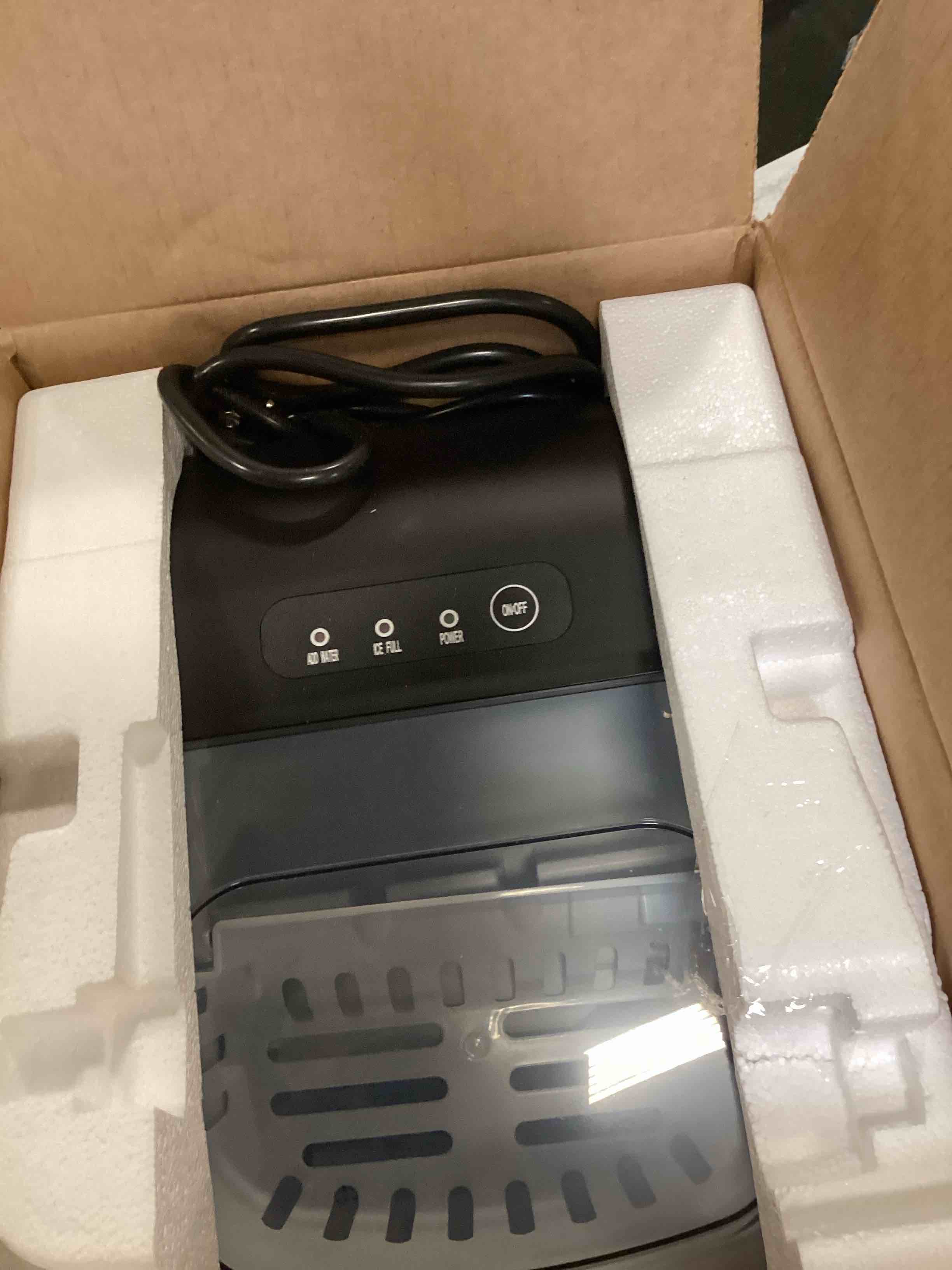 https://s3.amazonaws.com/lotting-images-prod/bidfta/PNK3430266_1746549064664.jpeg