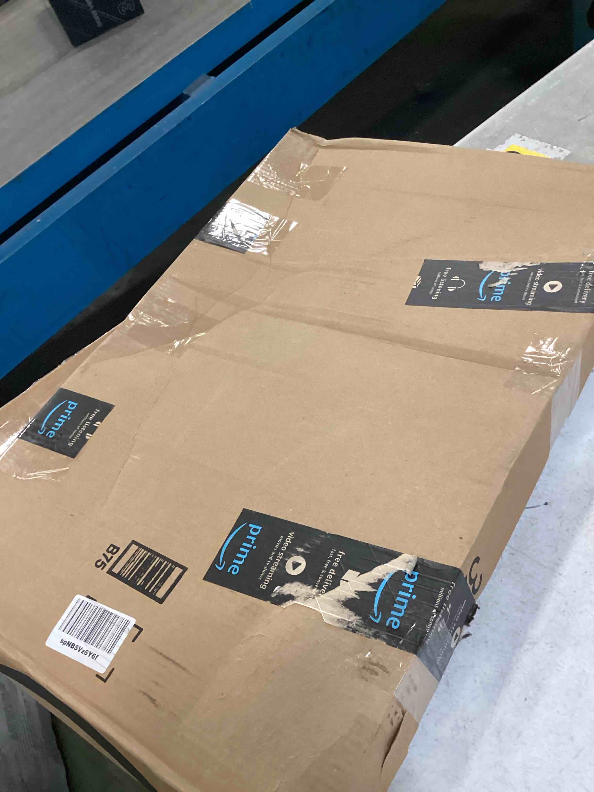 https://s3.amazonaws.com/lotting-images-prod/bidfta/PNK3430309_1746557887624.jpeg