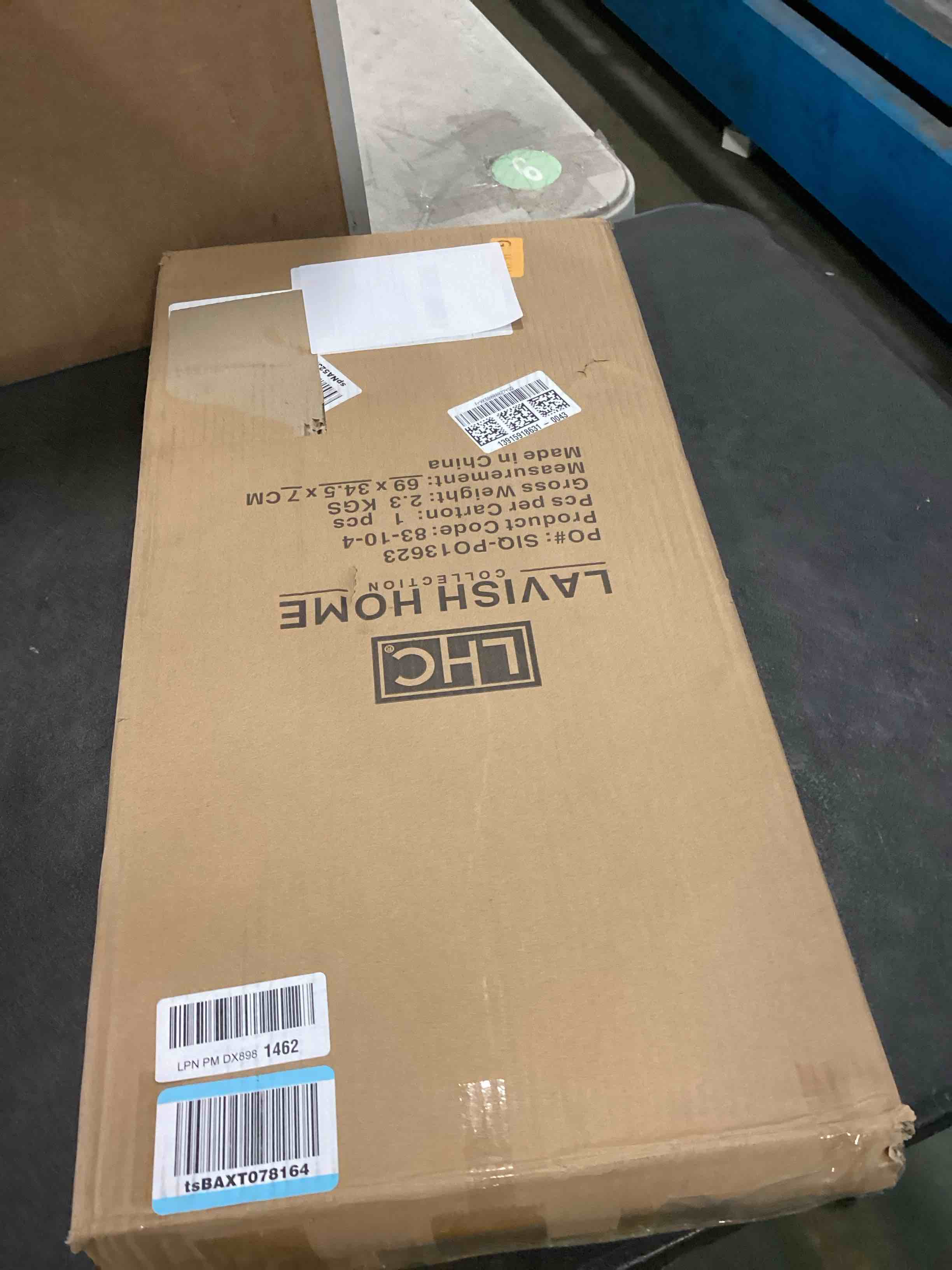 https://s3.amazonaws.com/lotting-images-prod/bidfta/PNK3430518_1746646079429.jpeg