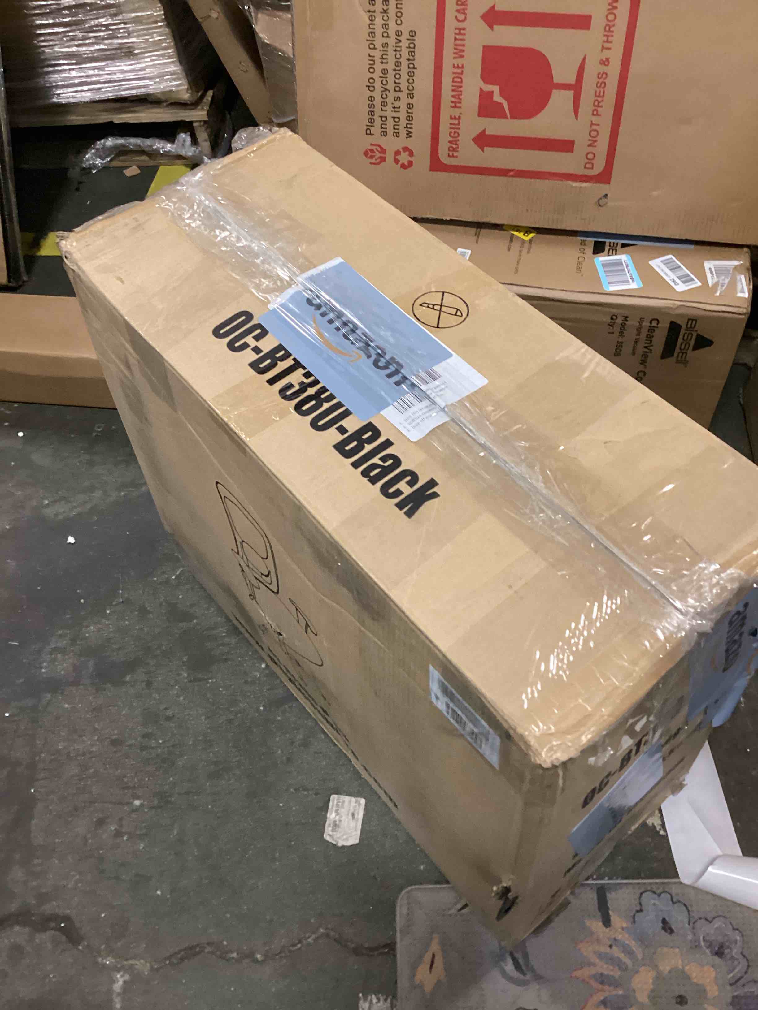 https://s3.amazonaws.com/lotting-images-prod/bidfta/PNK3430674_1747071134984.jpeg