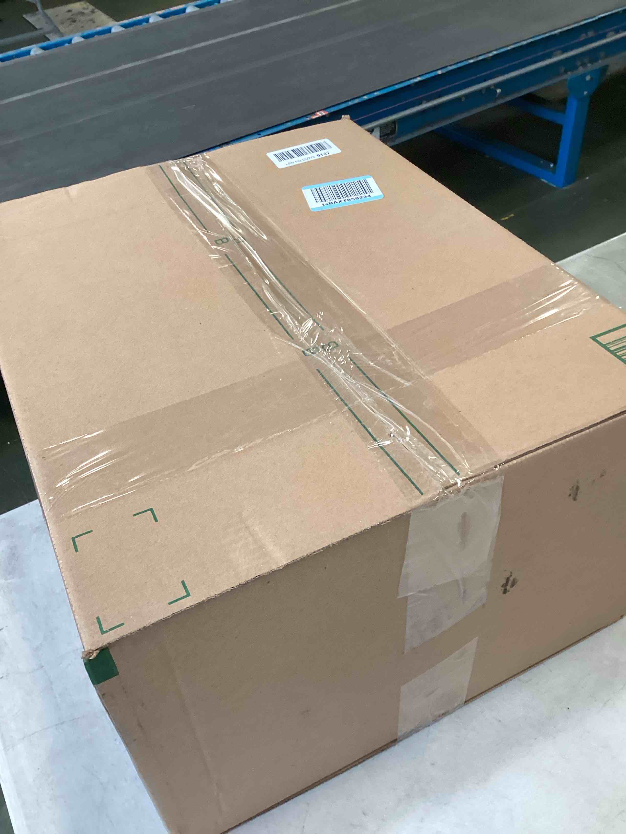 https://s3.amazonaws.com/lotting-images-prod/bidfta/PNK3430927_1747227895102.jpeg