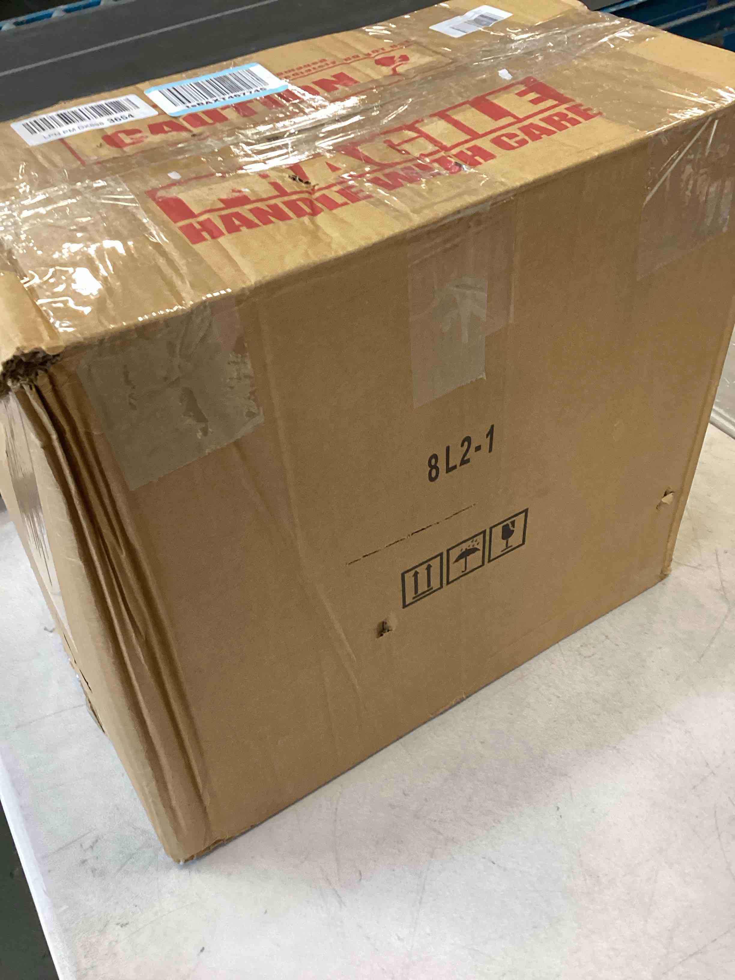 https://s3.amazonaws.com/lotting-images-prod/bidfta/PNK3431093_1747313527745.jpeg