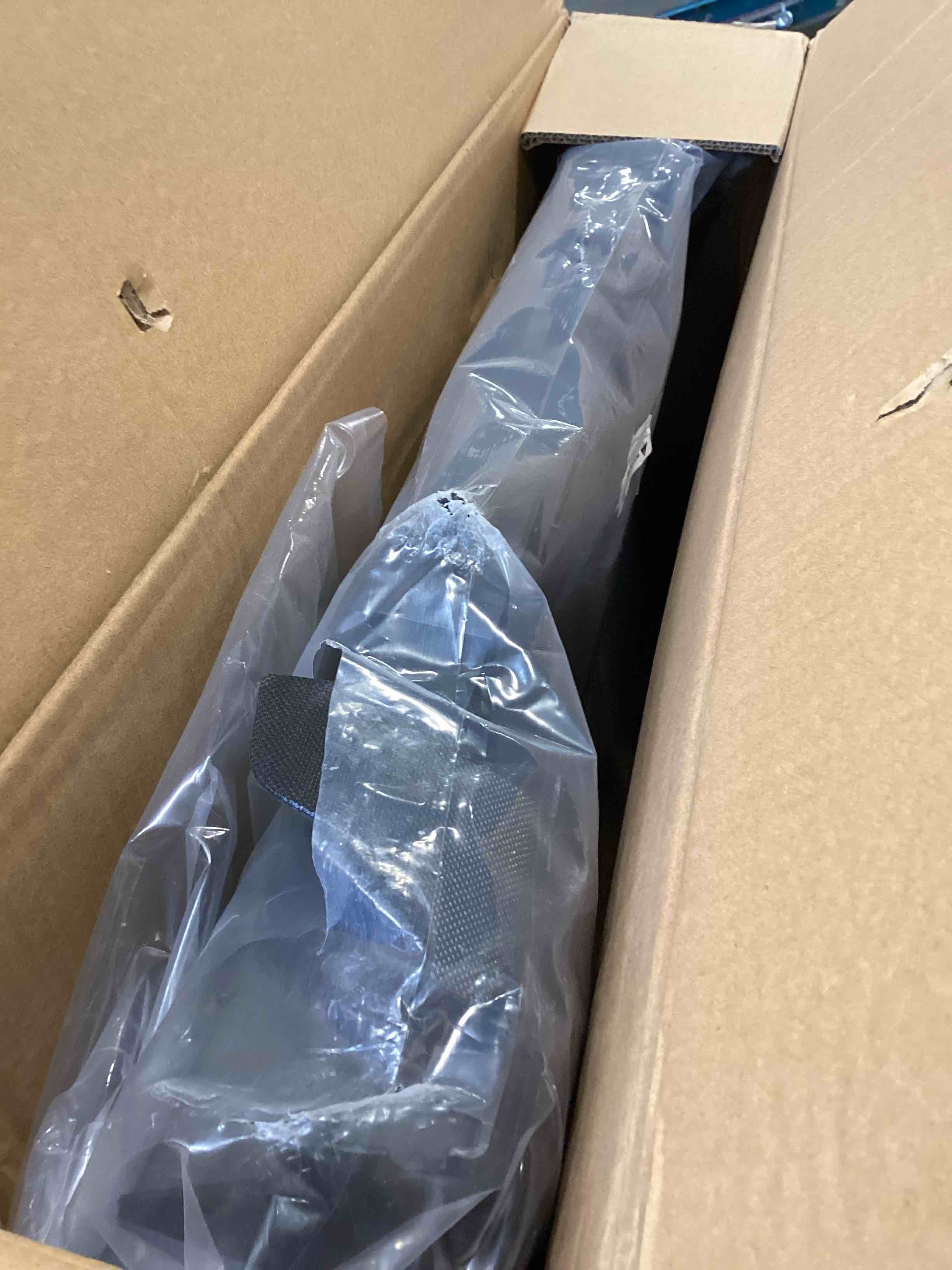 68405073AD Active Grille Shutter W/O Motor Compatible with Dodge Ram 1500 DT 2019-2022 (New Body Style)