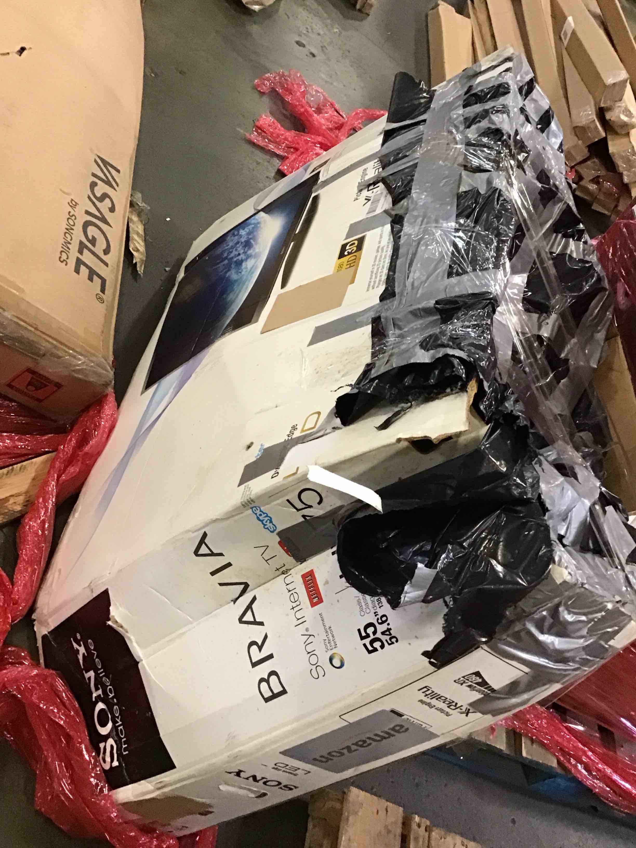 https://s3.amazonaws.com/lotting-images-prod/bidfta/PNK3432134_1748972565785.jpeg
