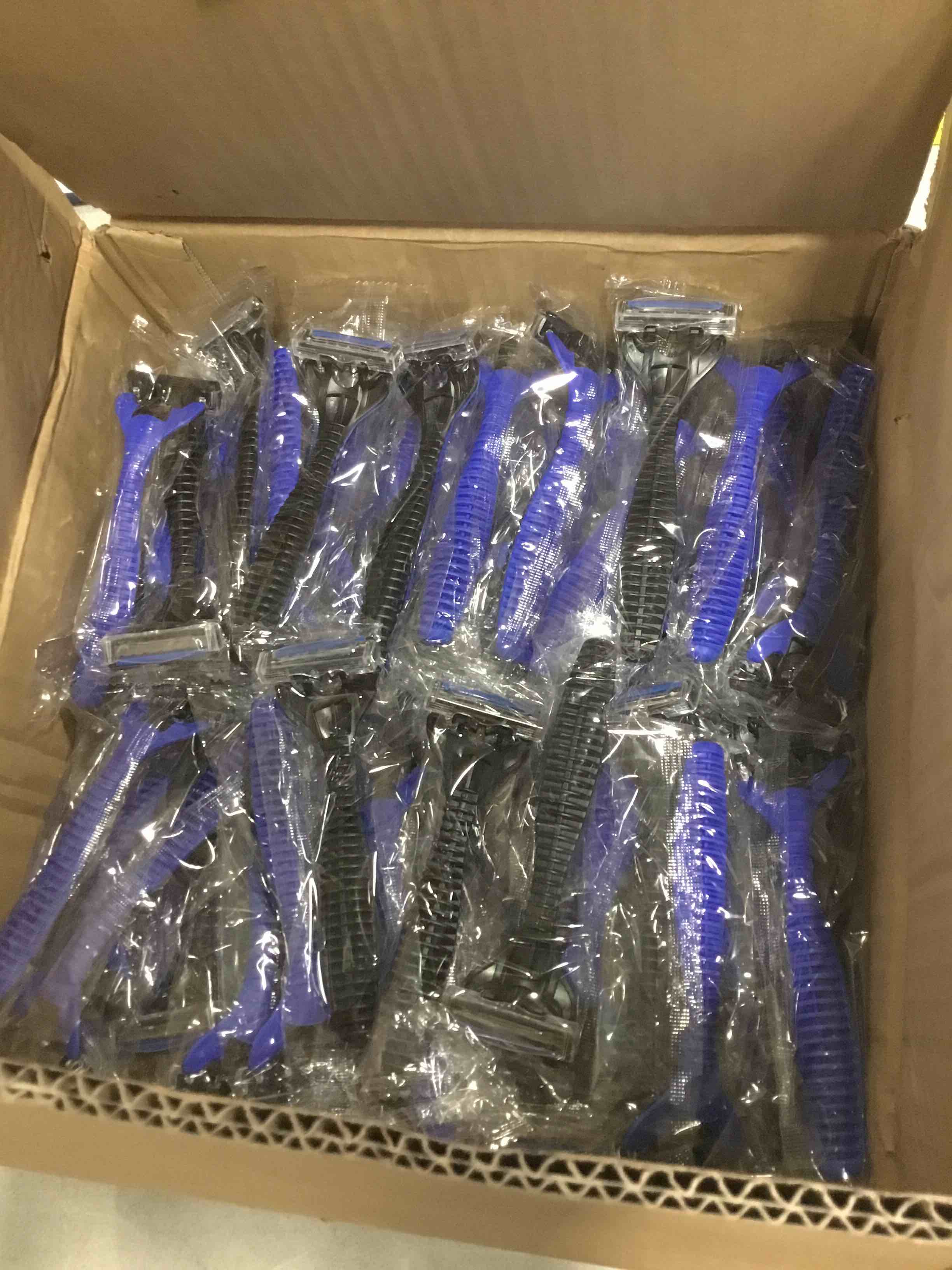 https://s3.amazonaws.com/lotting-images-prod/bidfta/PNK3432483_1749134449586.jpeg