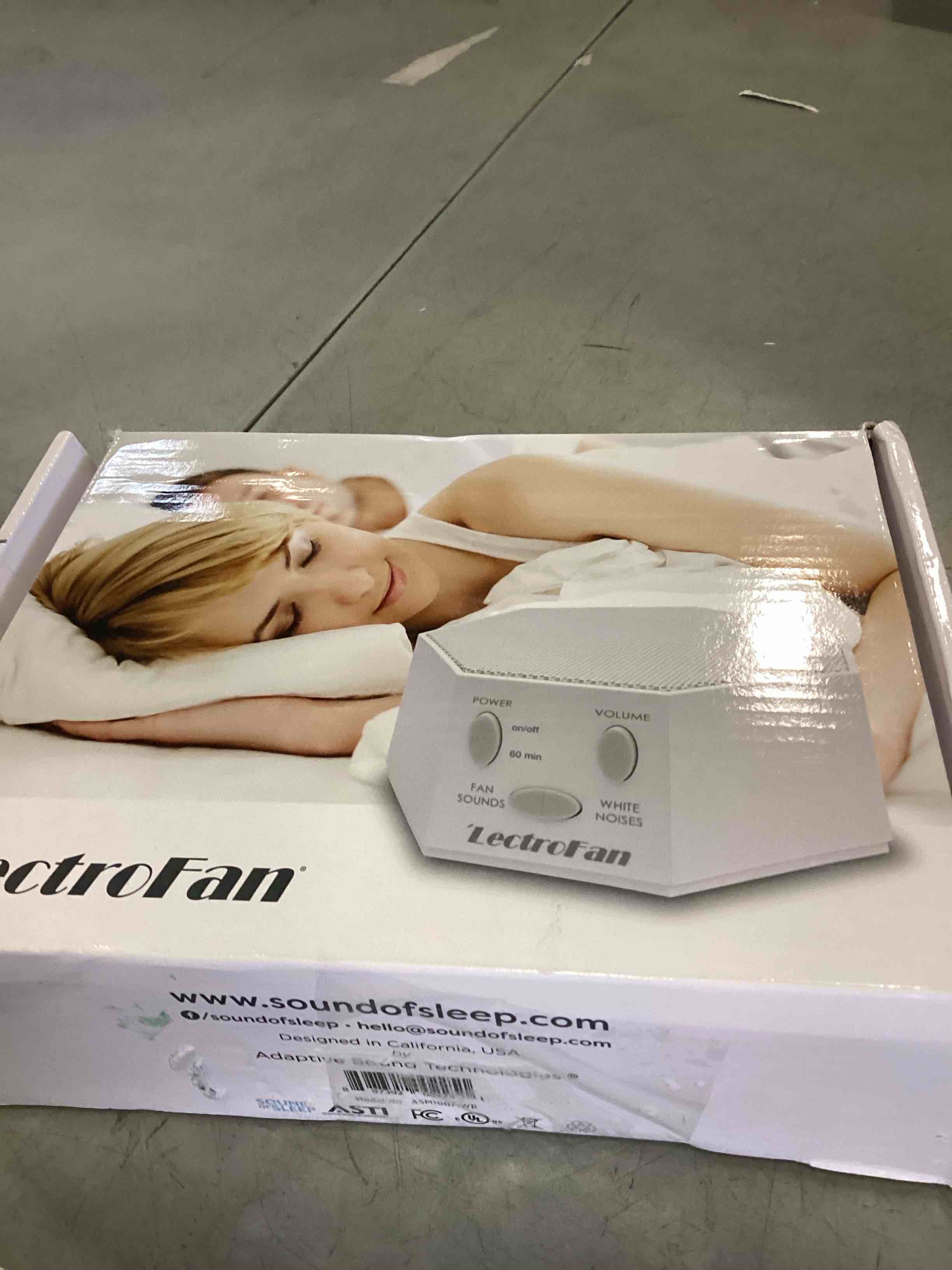 https://s3.amazonaws.com/lotting-images-prod/bidfta/PNK3433045_1746034725214.jpeg