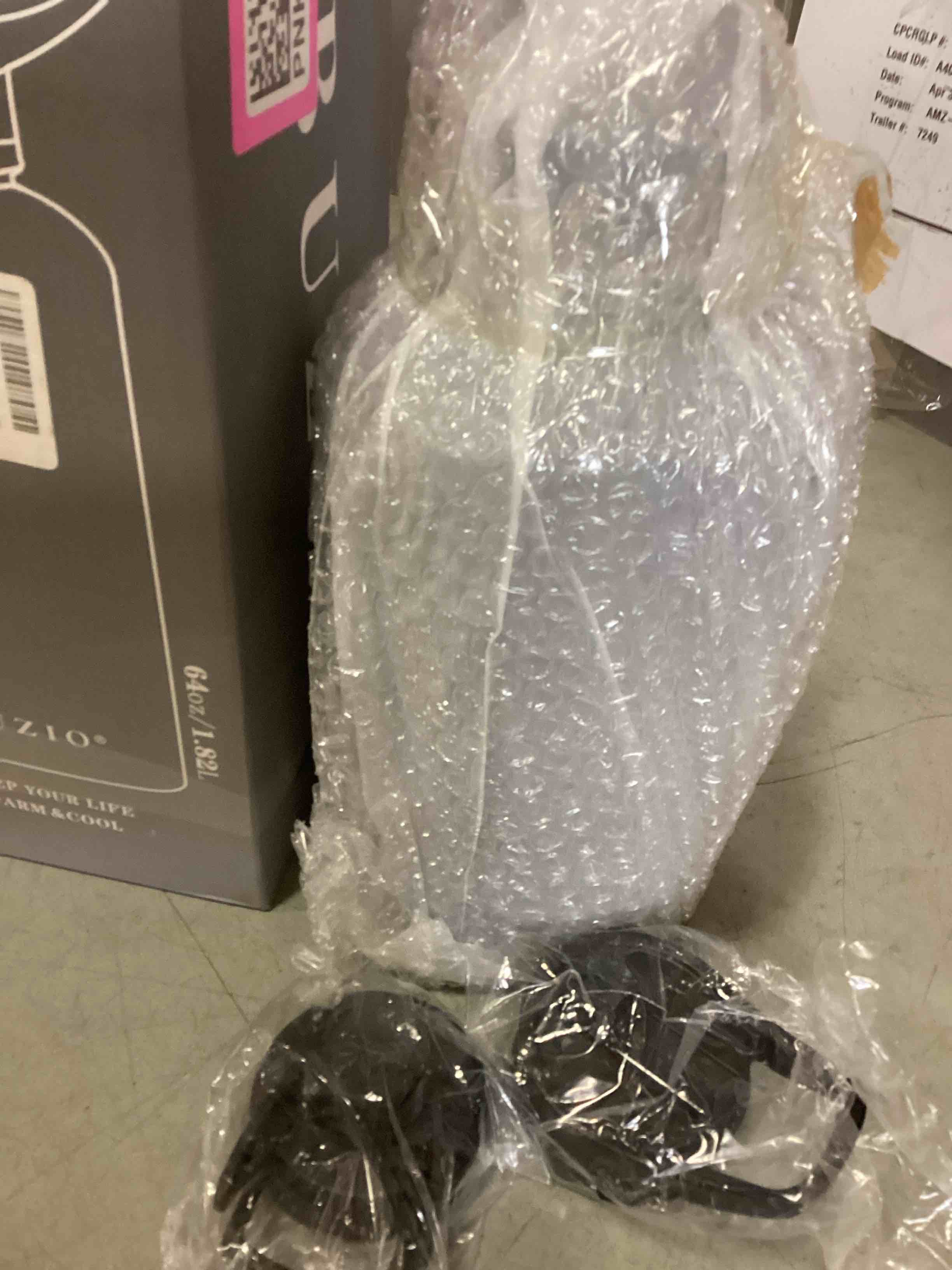 https://s3.amazonaws.com/lotting-images-prod/bidfta/PNK3433279_1746192381790.jpeg